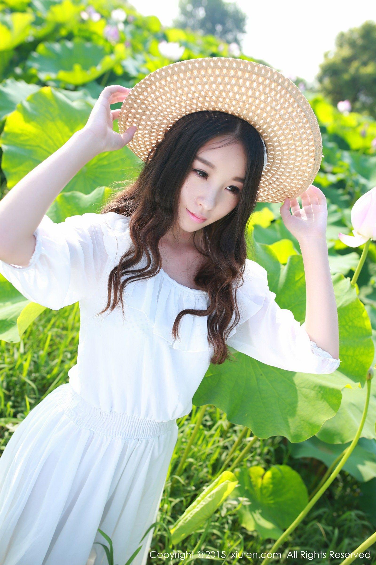 [秀人XIUREN] 2015.08.05 NO.371 梓萱Crystal_p013