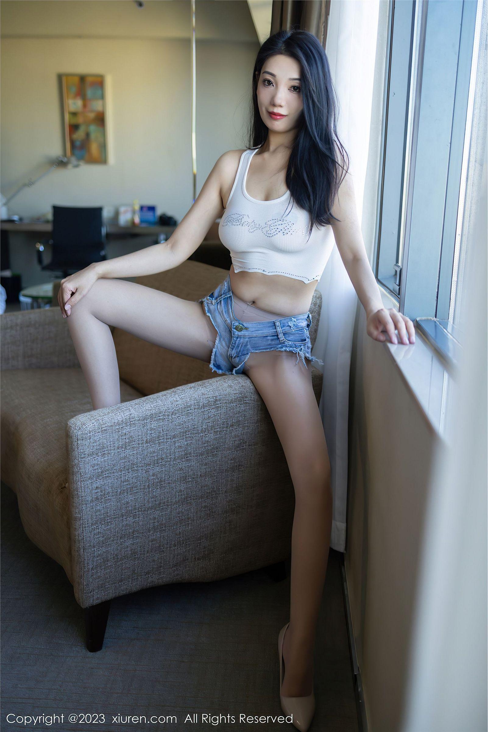 [XIUREN秀人网] 2023.03.14 NO.6411 小泡芙winna 牛仔裤_p001