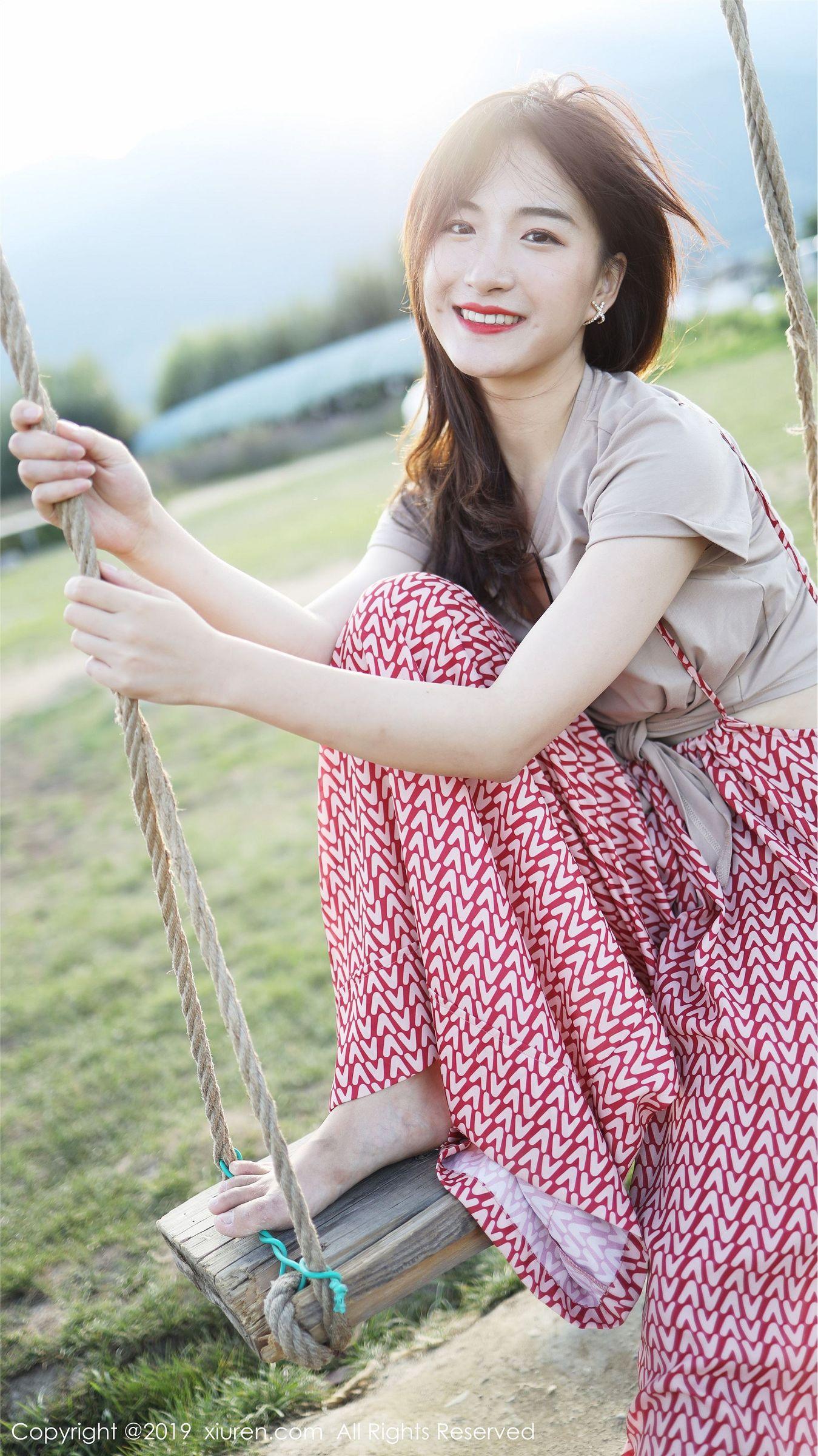 [XIUREN秀人网] 2019.10.11 NO.1718 艺儿拿铁_p032
