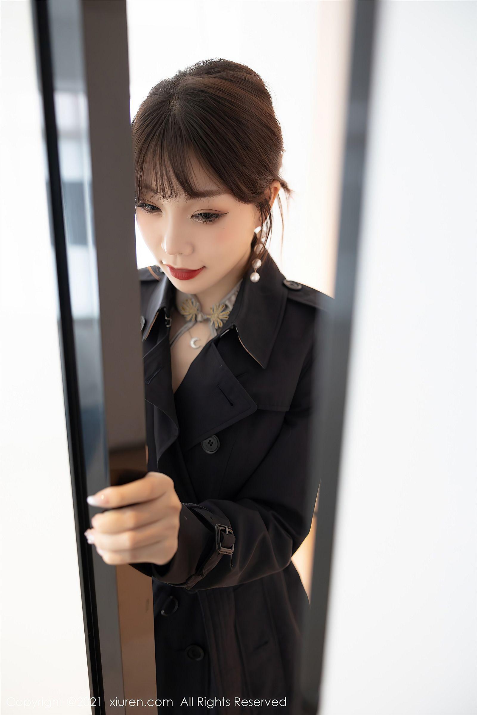 [XIUREN秀人网] 2021.05.17 NO.3422 芝芝Booty_p045