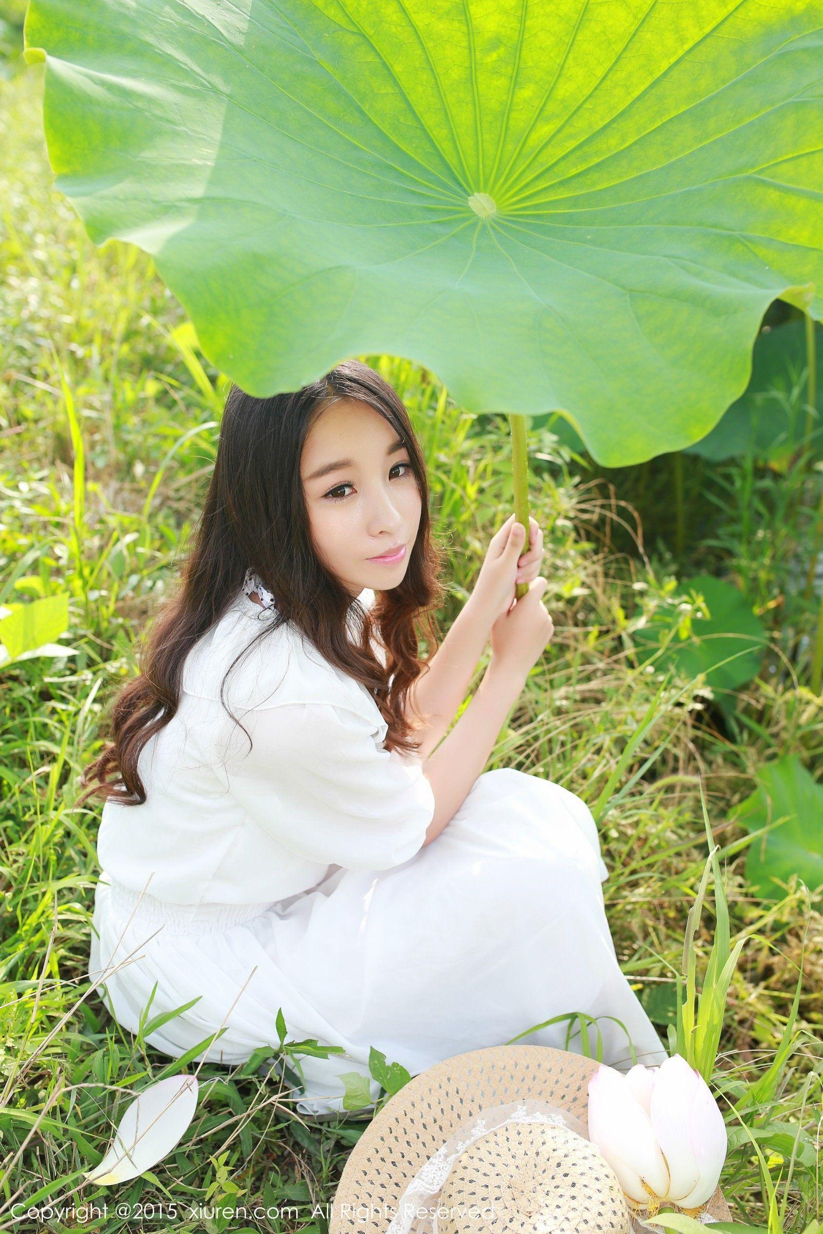[秀人XIUREN] 2015.08.05 NO.371 梓萱Crystal_p016