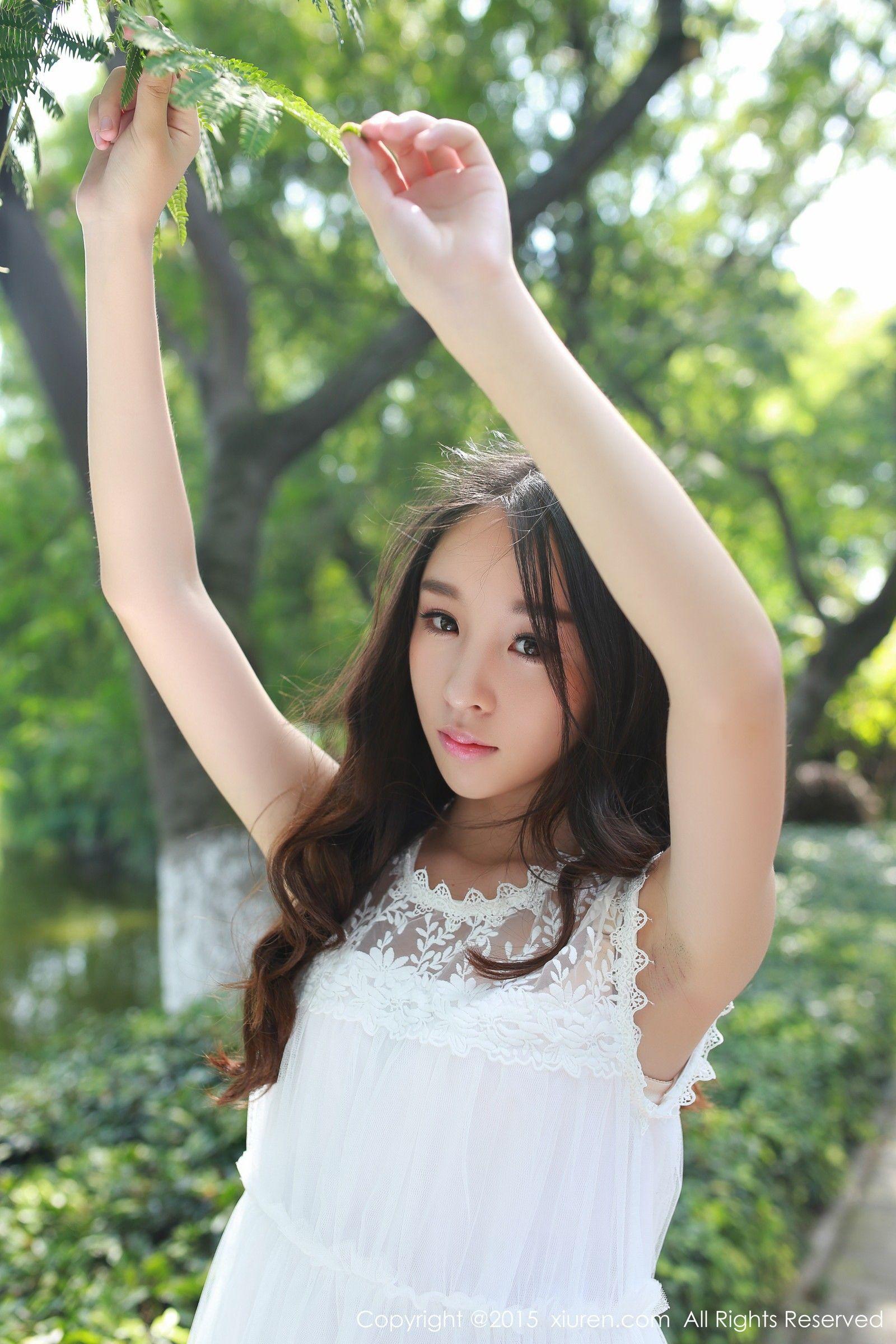 [秀人XIUREN] 2015.08.05 NO.371 梓萱Crystal_p009