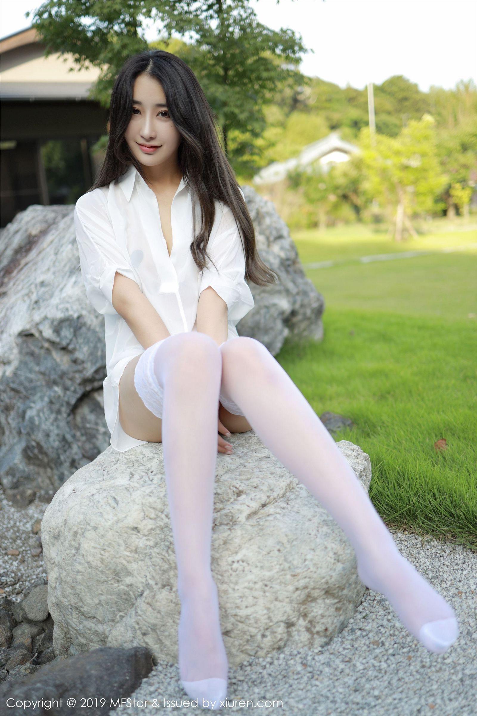 [MFStar模范学院] 2019.10.11 VOL.219 Betty林子欣_p034