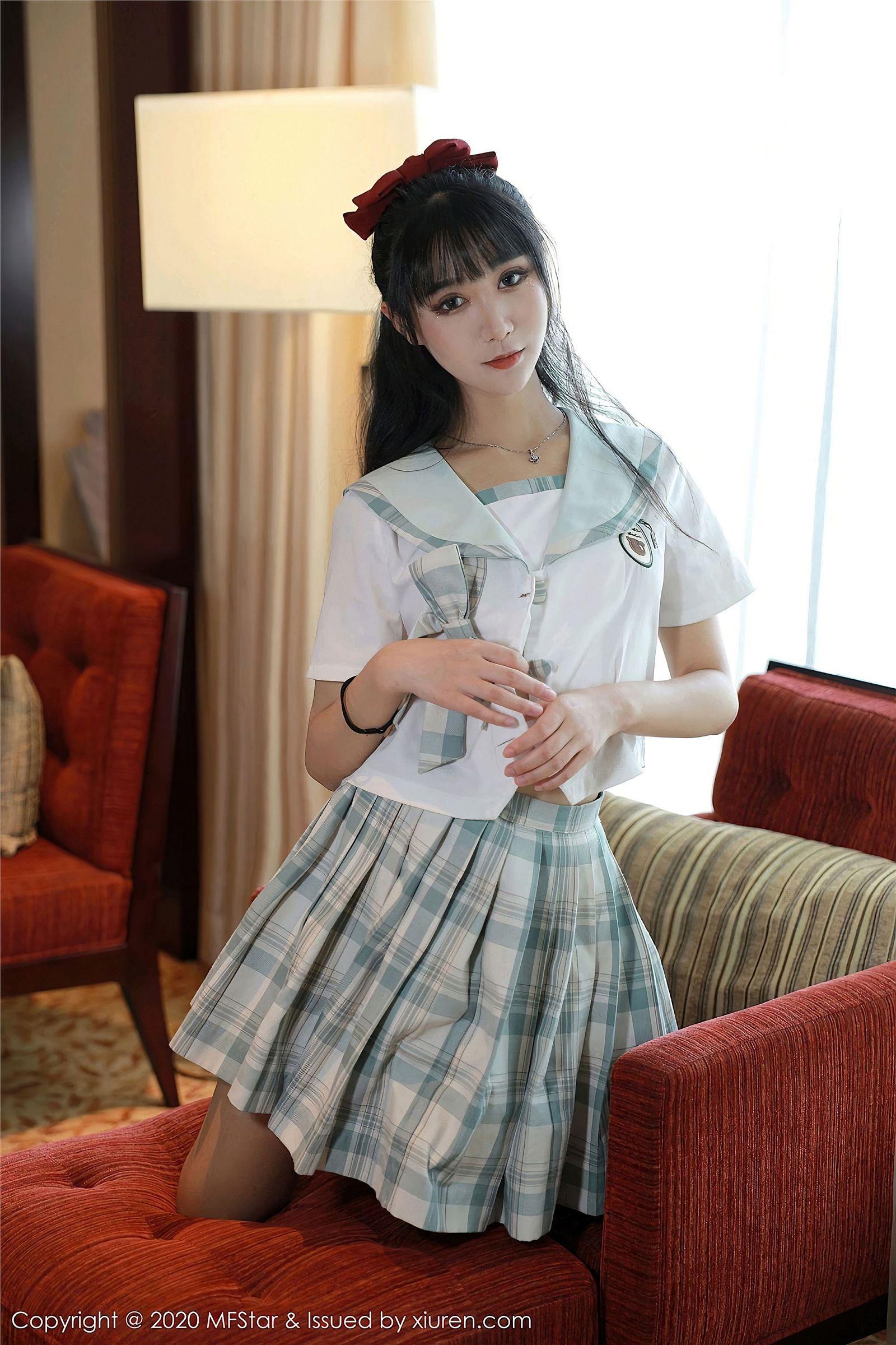 [MFStar模范学院] 2020.09.15 NO.386 小果冻儿_p028