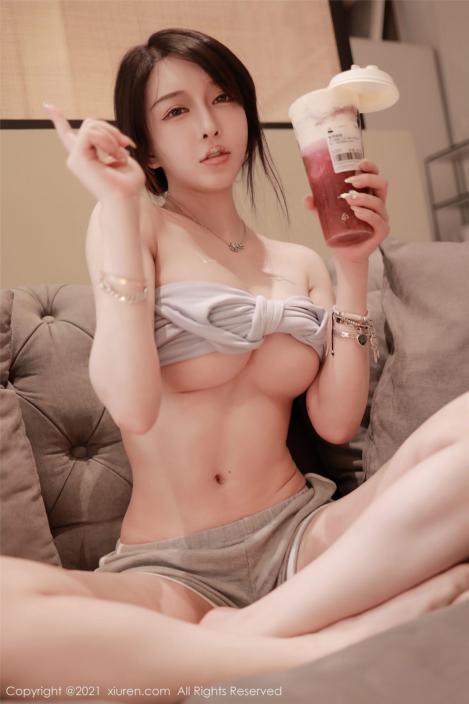 [XIUREN秀人网] 2021.07.23 NO.3706 玉兔miki_p032