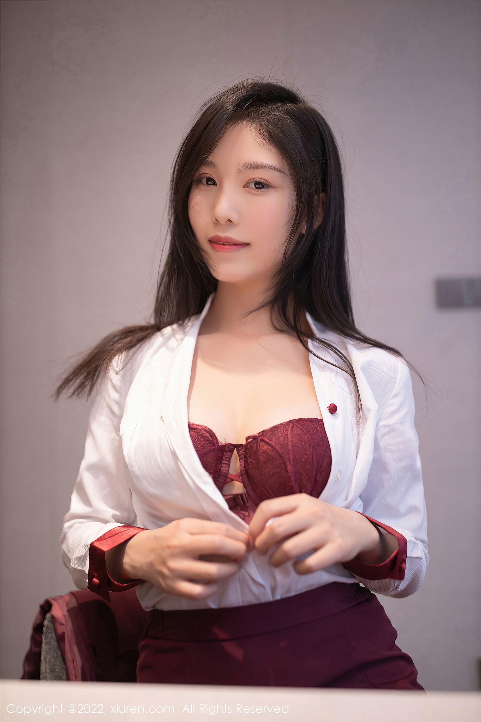 [XIUREN秀人网] 2022.08.24 NO.5485 利世_p009
