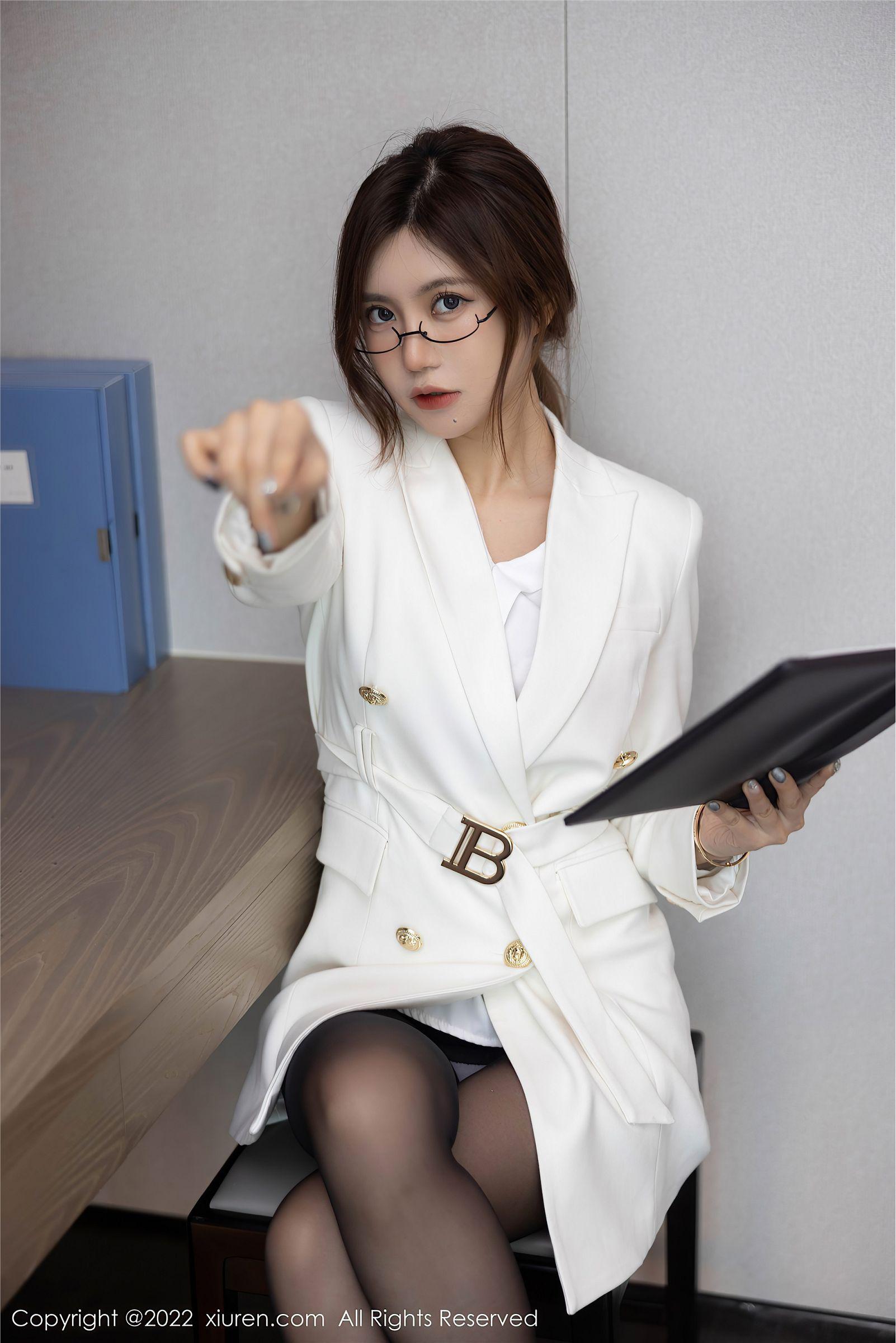 [XIUREN秀人网] 2022.08.12 NO.5430 绮里嘉ula_p034
