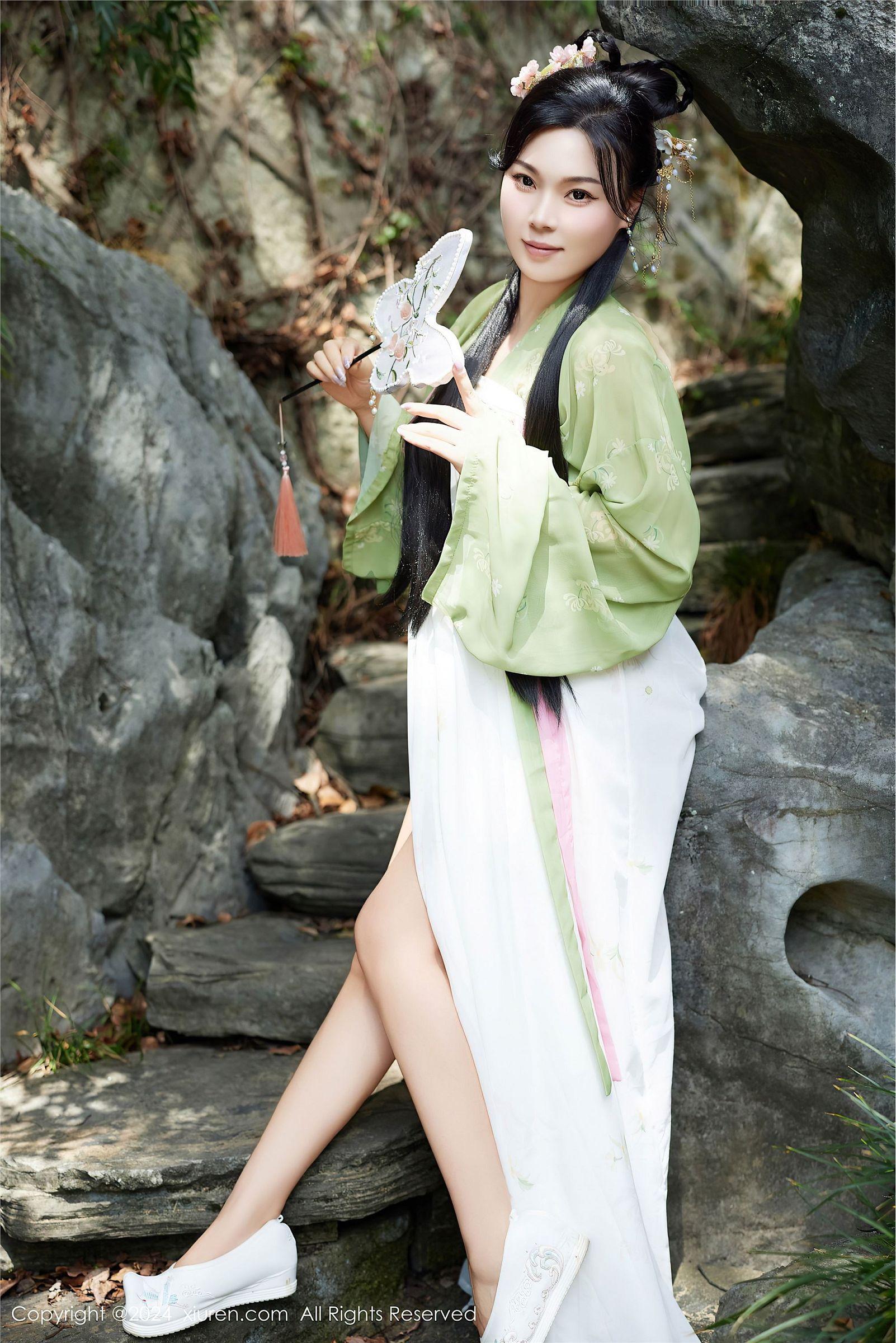 [XIUREN秀人网] 2024.09.14 NO.9162 麦田_p012