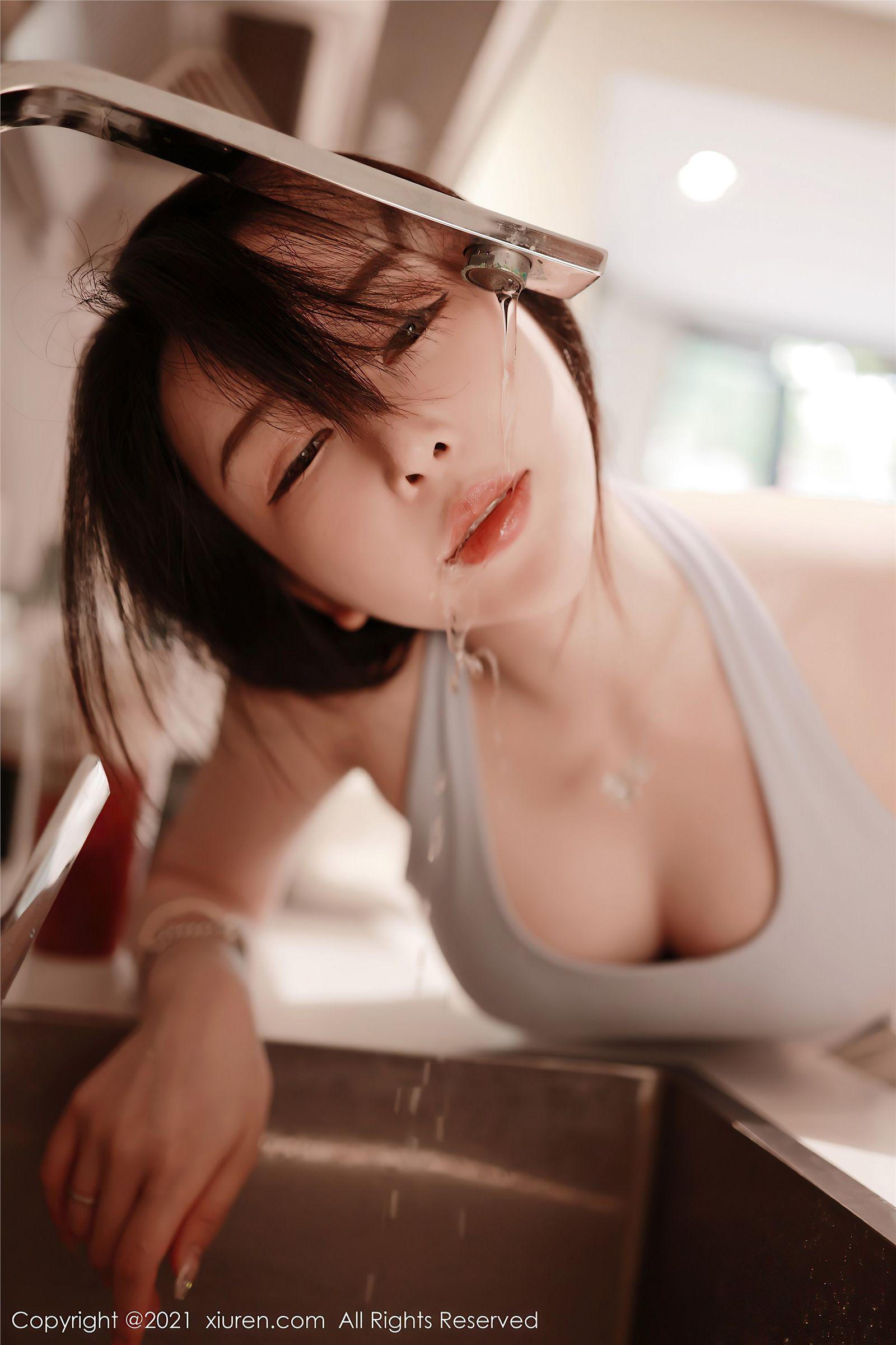[XIUREN秀人网] 2021.07.23 NO.3706 玉兔miki_p045