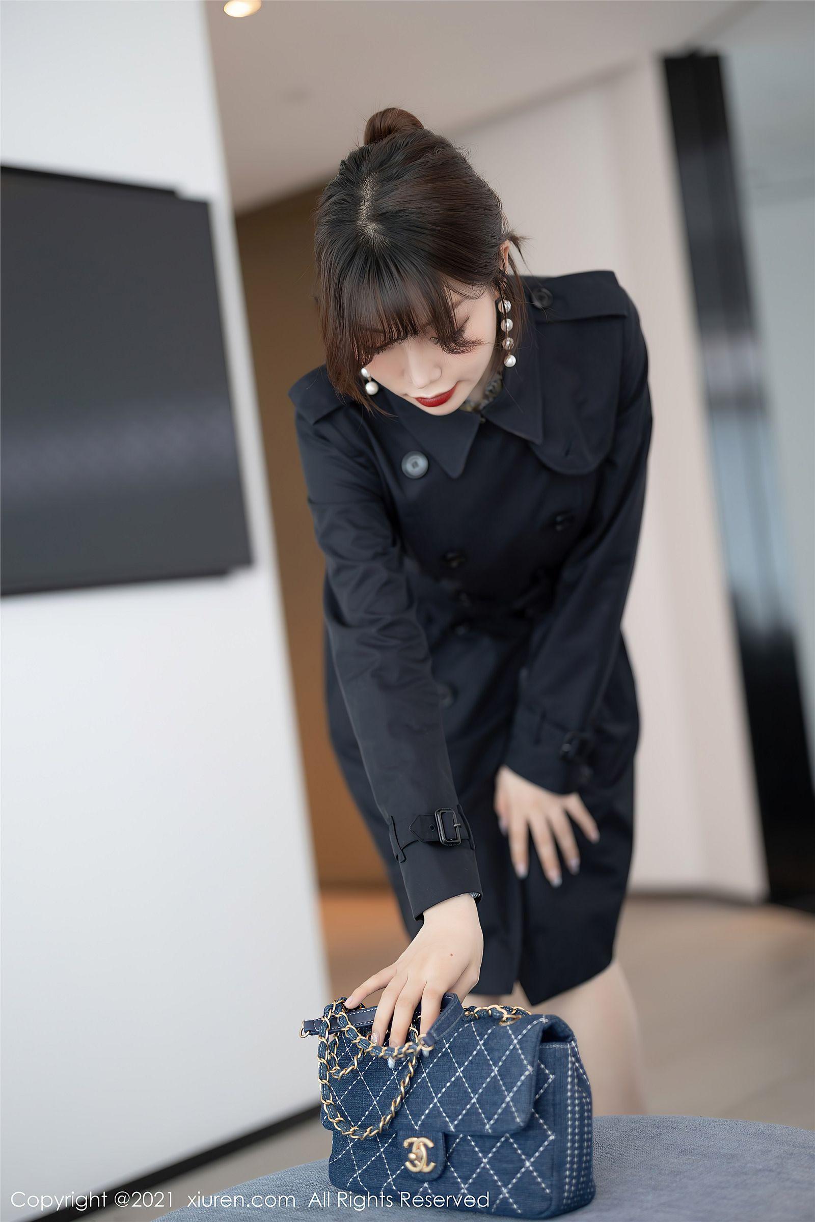 [XIUREN秀人网] 2021.05.17 NO.3422 芝芝Booty_p012