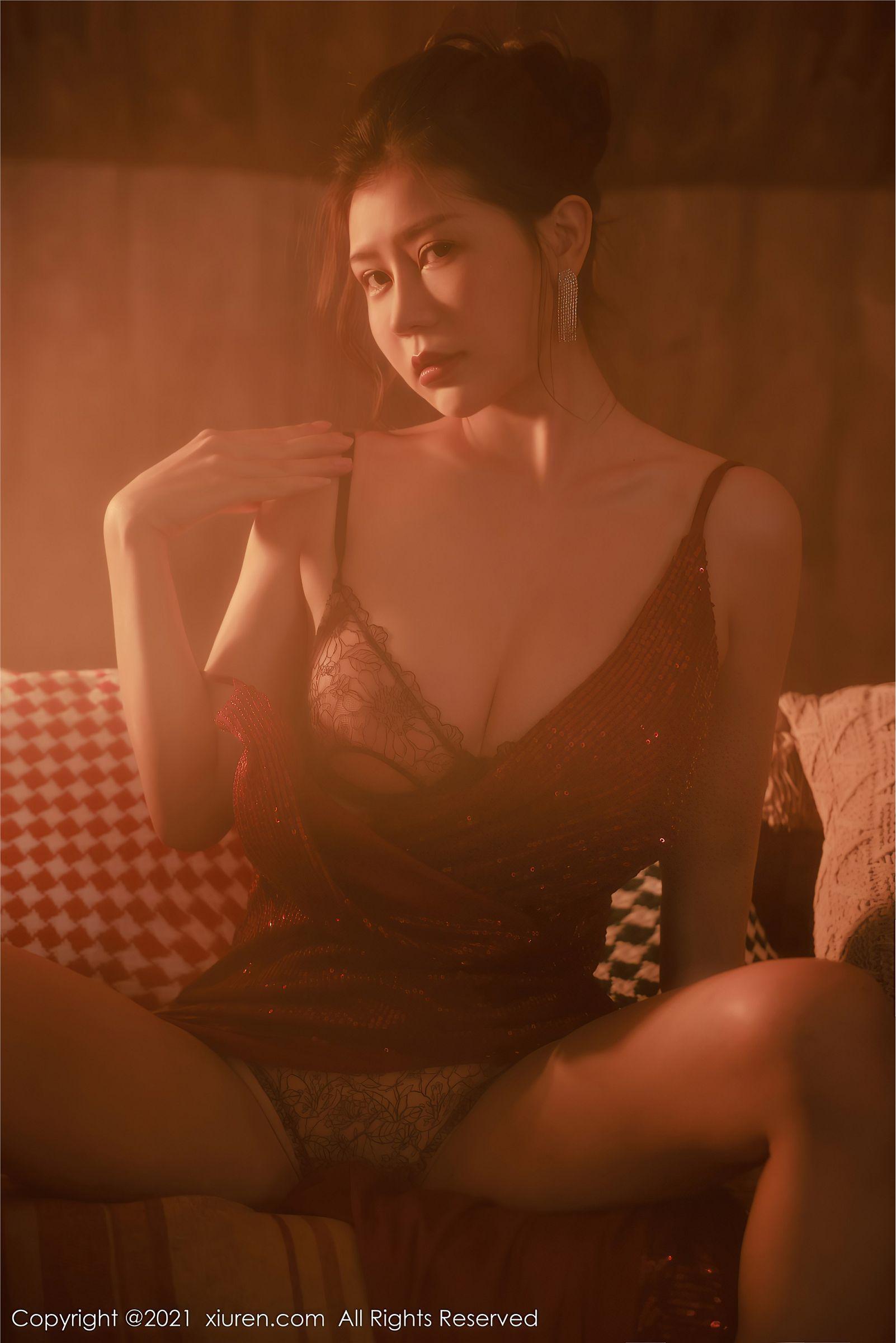 [XIUREN秀人网] 2021.12.20 NO.4357 尹甜甜_p016
