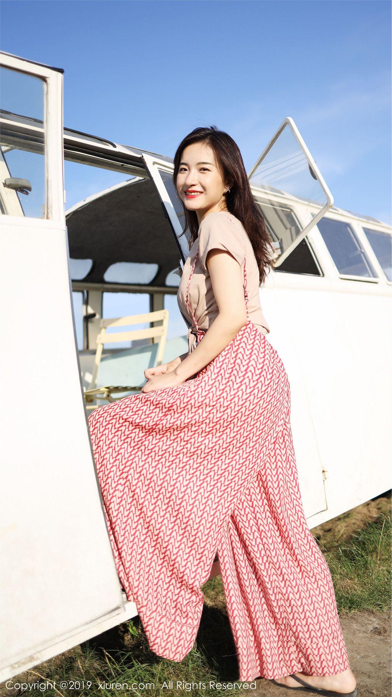 [XIUREN秀人网] 2019.10.11 NO.1718 艺儿拿铁_p064