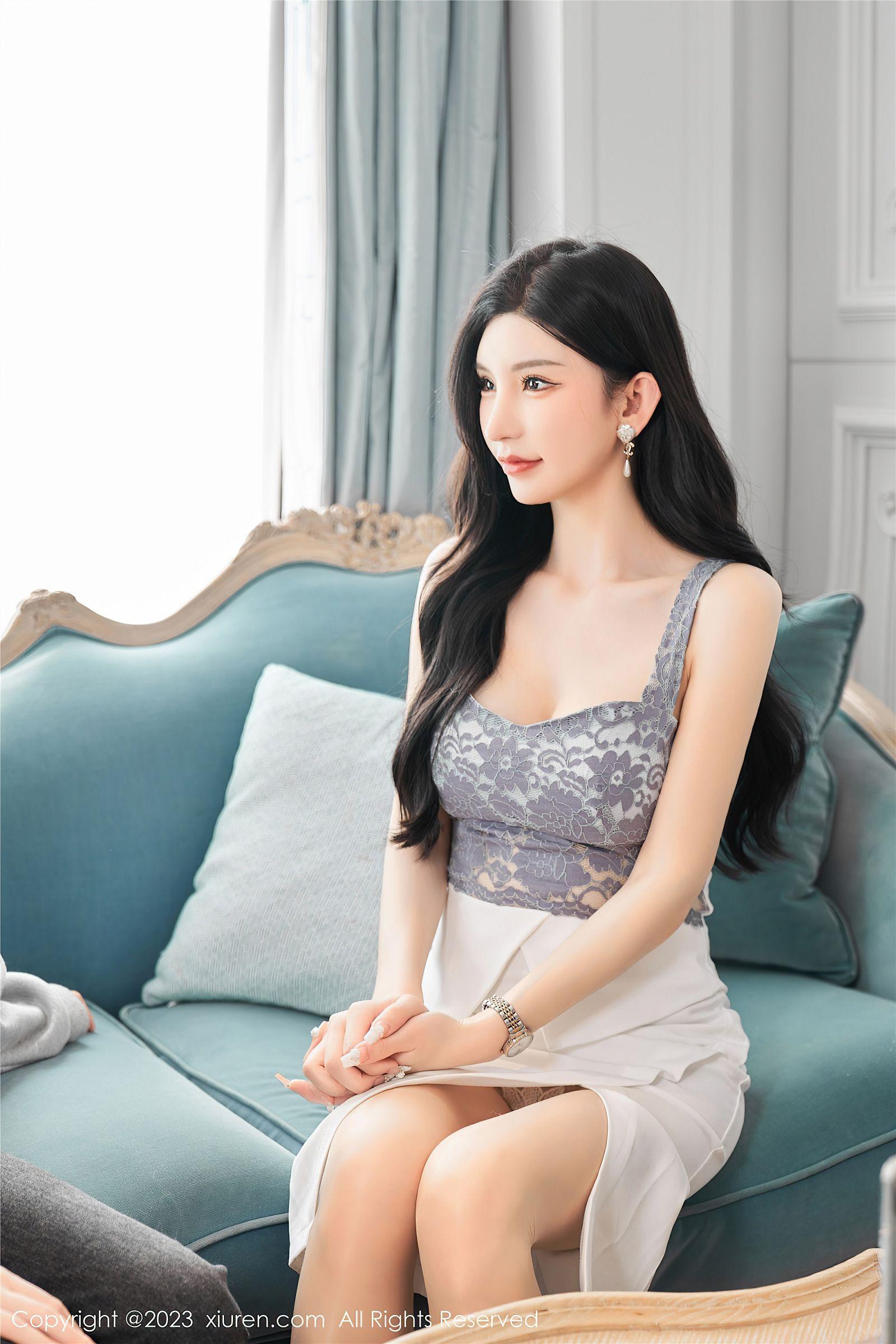 [XIUREN秀人网] 2023.05.26 NO.6811 周于希Sally 香港旅拍_p024