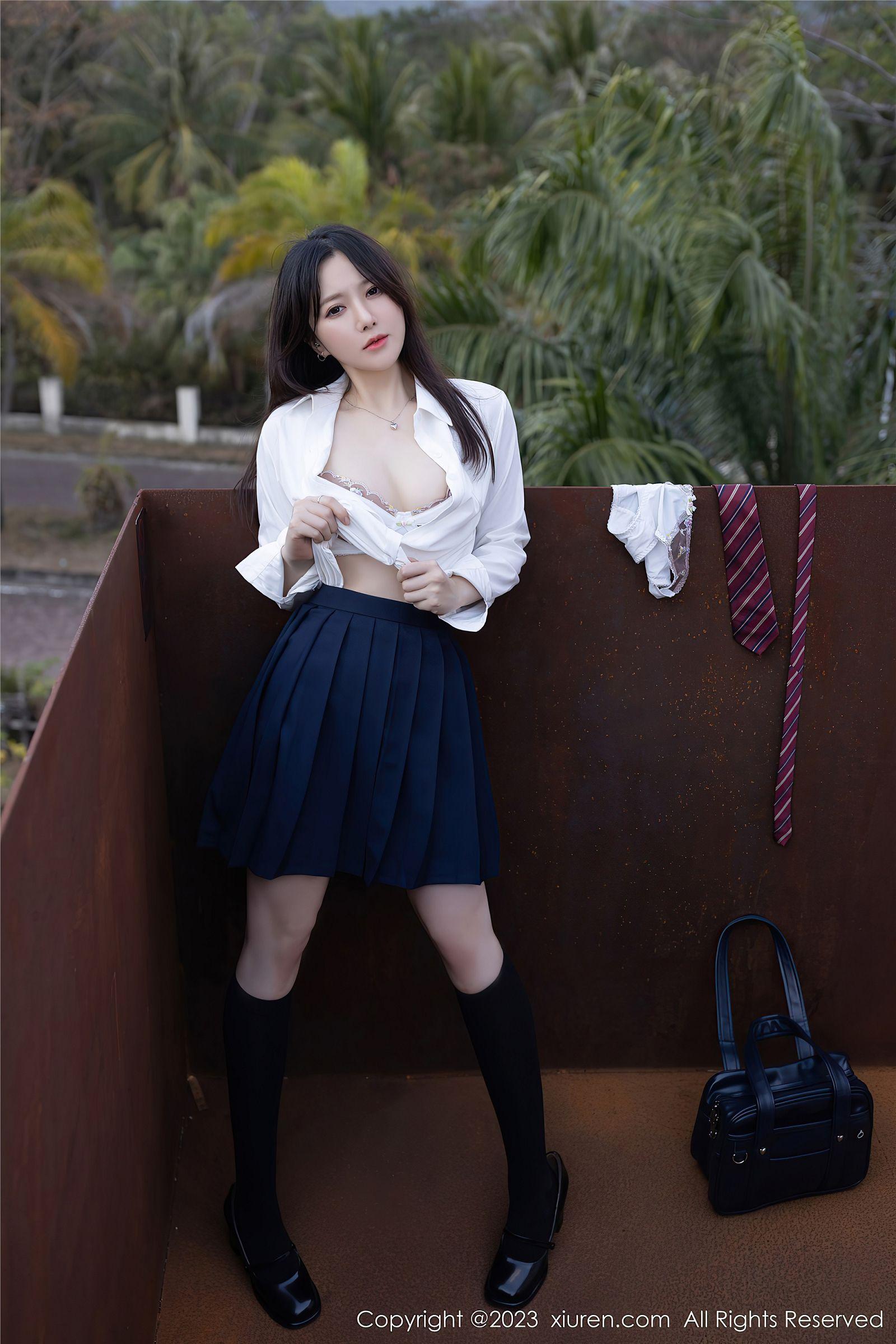[XIUREN秀人网] 2023.03.10 NO.6400 鱼子酱Fish 三亚旅拍_p055