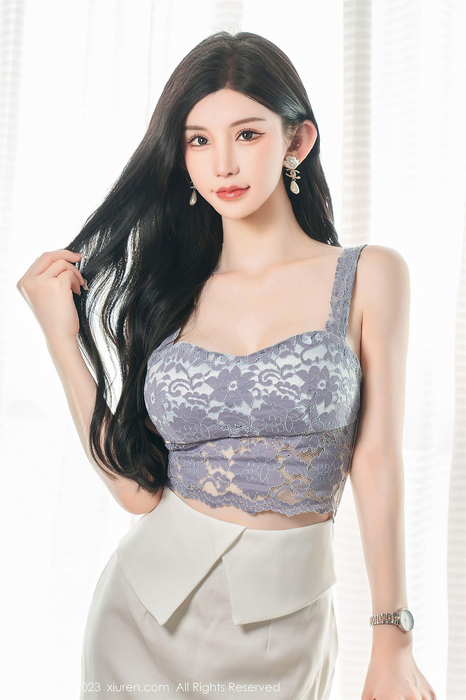 [XIUREN秀人网] 2023.05.26 NO.6811 周于希Sally 香港旅拍_p011