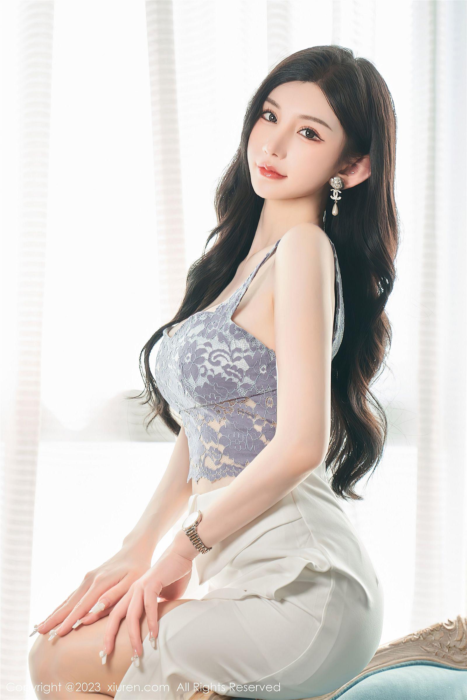 [XIUREN秀人网] 2023.05.26 NO.6811 周于希Sally 香港旅拍_p010