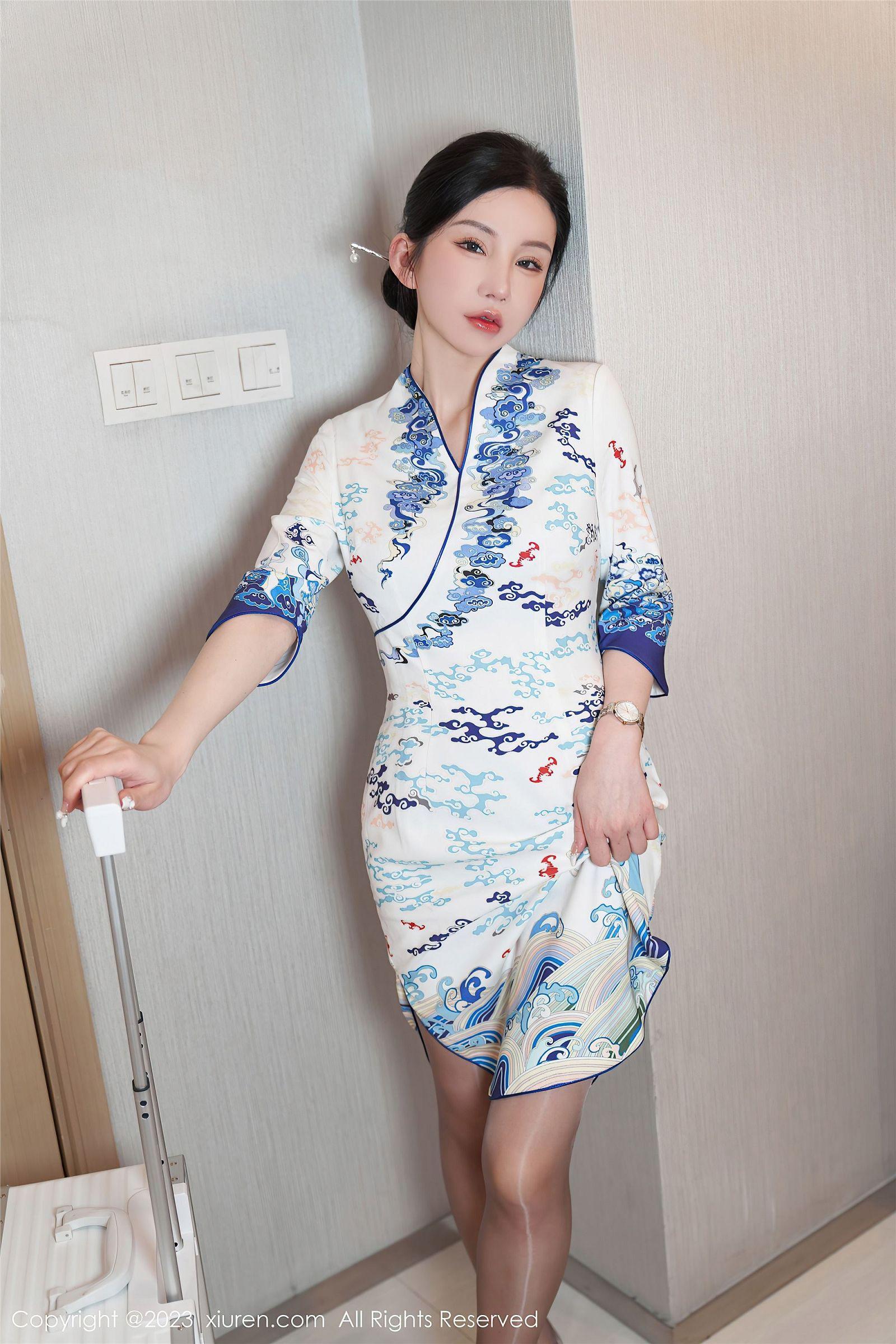[XIUREN秀人网] 2023.03.24 NO.6473 周于希Sally 澳门旅拍_p002