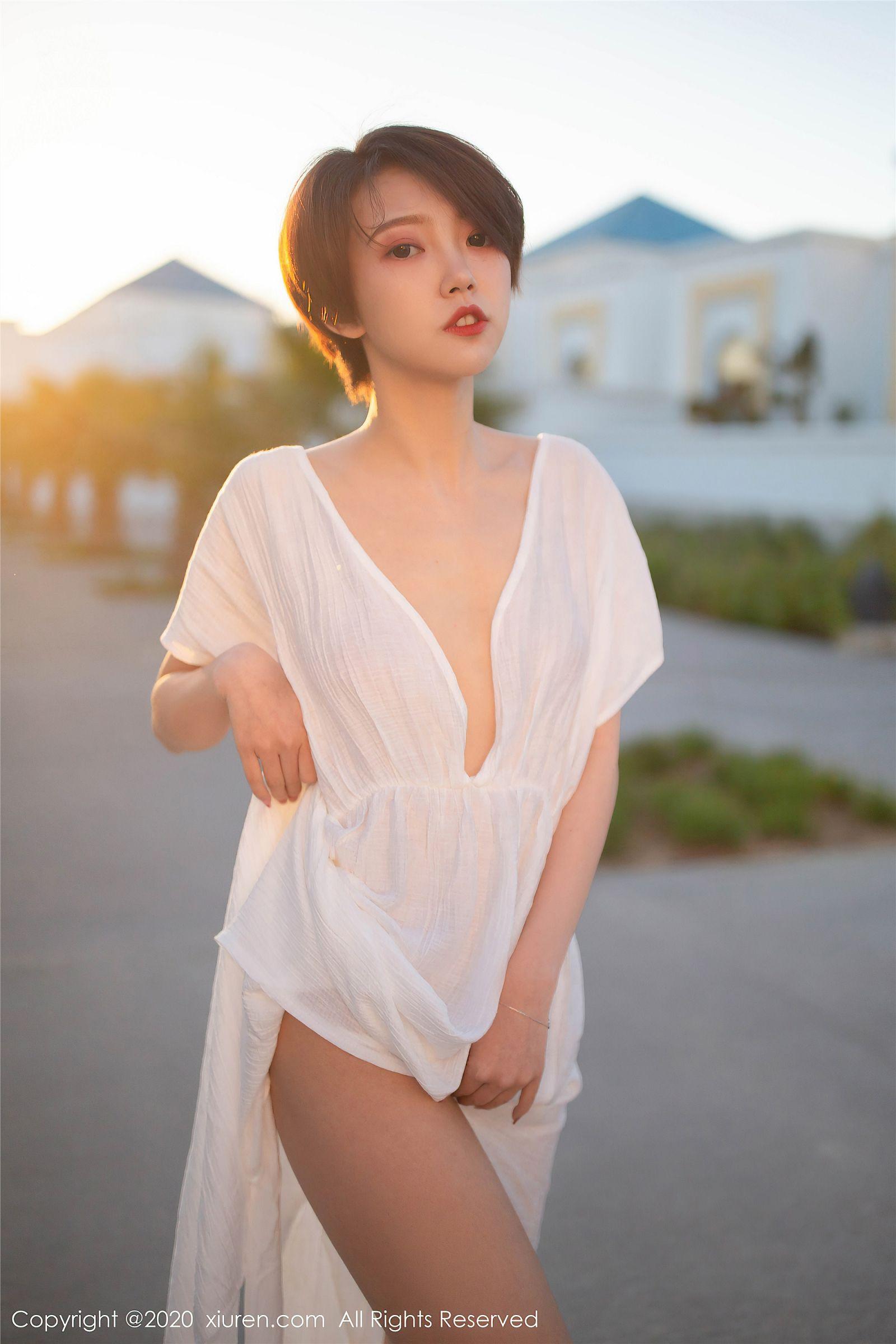[XIUREN秀人网] 2020.08.04 NO.2405 冯木木LRIS_p078
