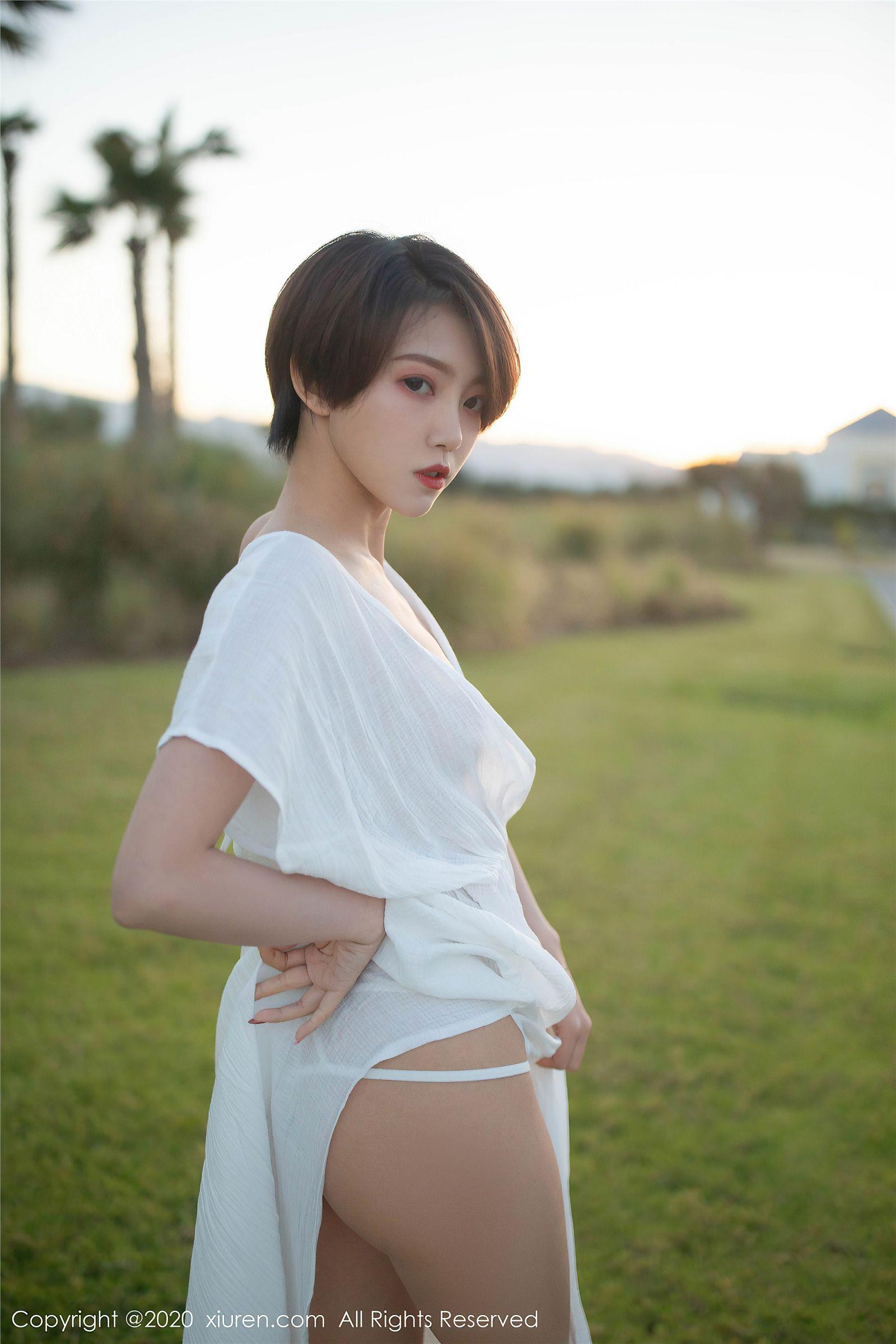 [XIUREN秀人网] 2020.08.04 NO.2405 冯木木LRIS_p011