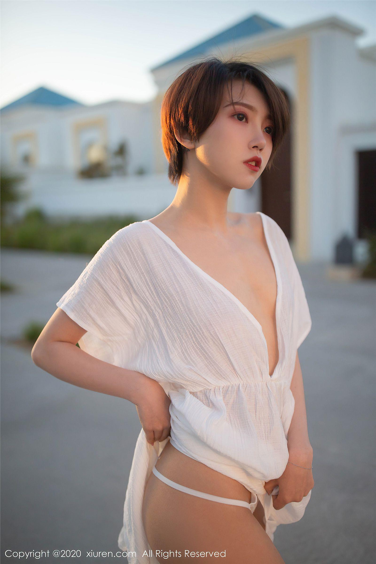 [XIUREN秀人网] 2020.08.04 NO.2405 冯木木LRIS_p023