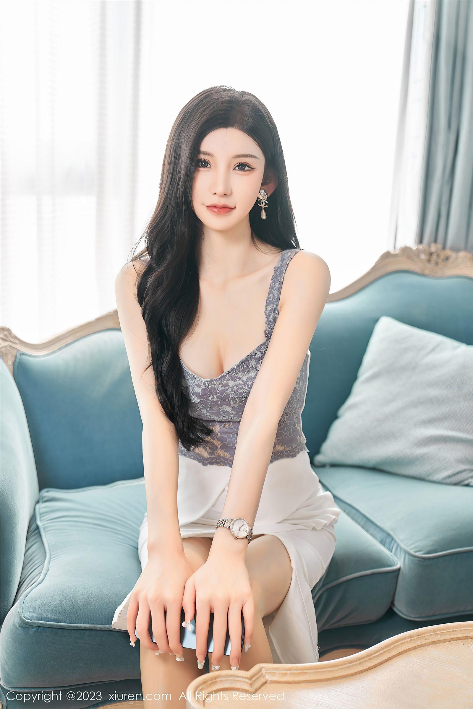 [XIUREN秀人网] 2023.05.26 NO.6811 周于希Sally 香港旅拍_p023