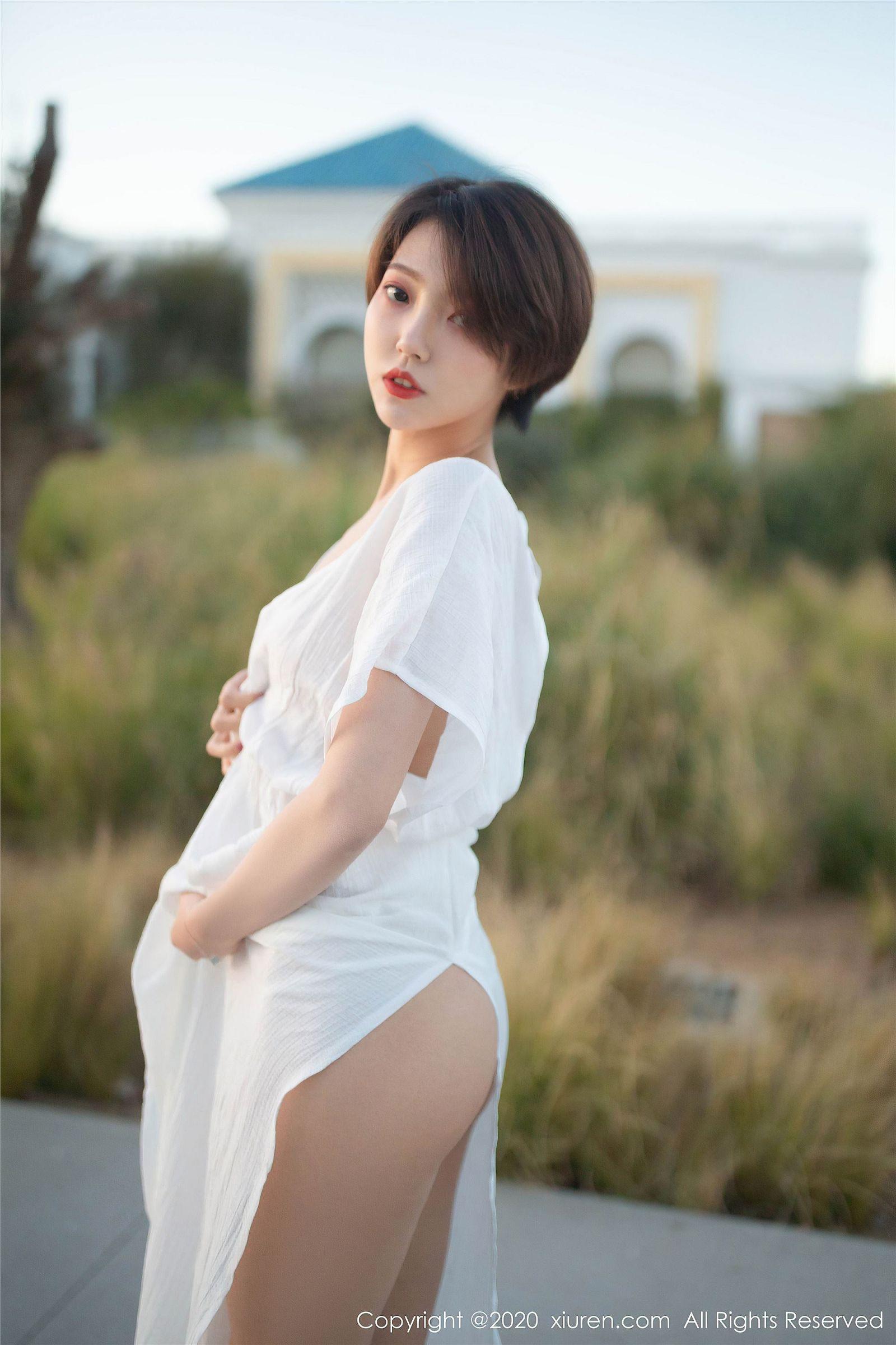 [XIUREN秀人网] 2020.08.04 NO.2405 冯木木LRIS_p003