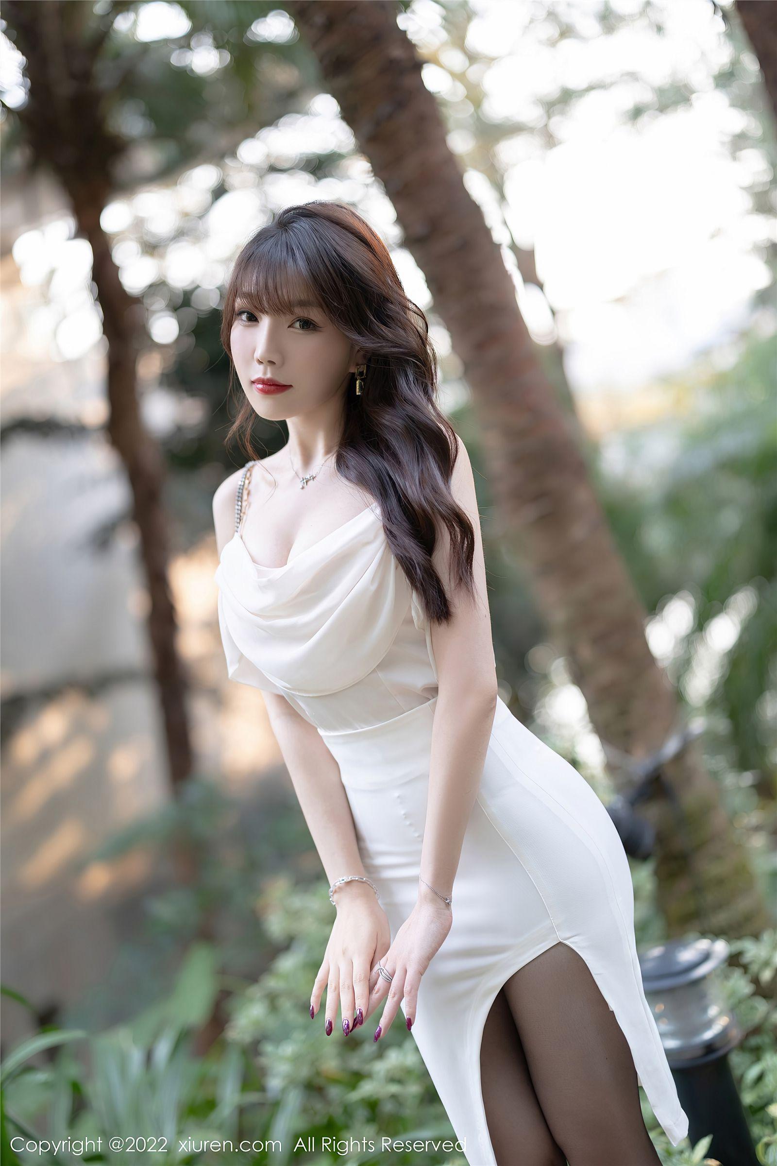 [XIUREN秀人网] 2022.04.22 NO.4913 芝芝Booty_p001