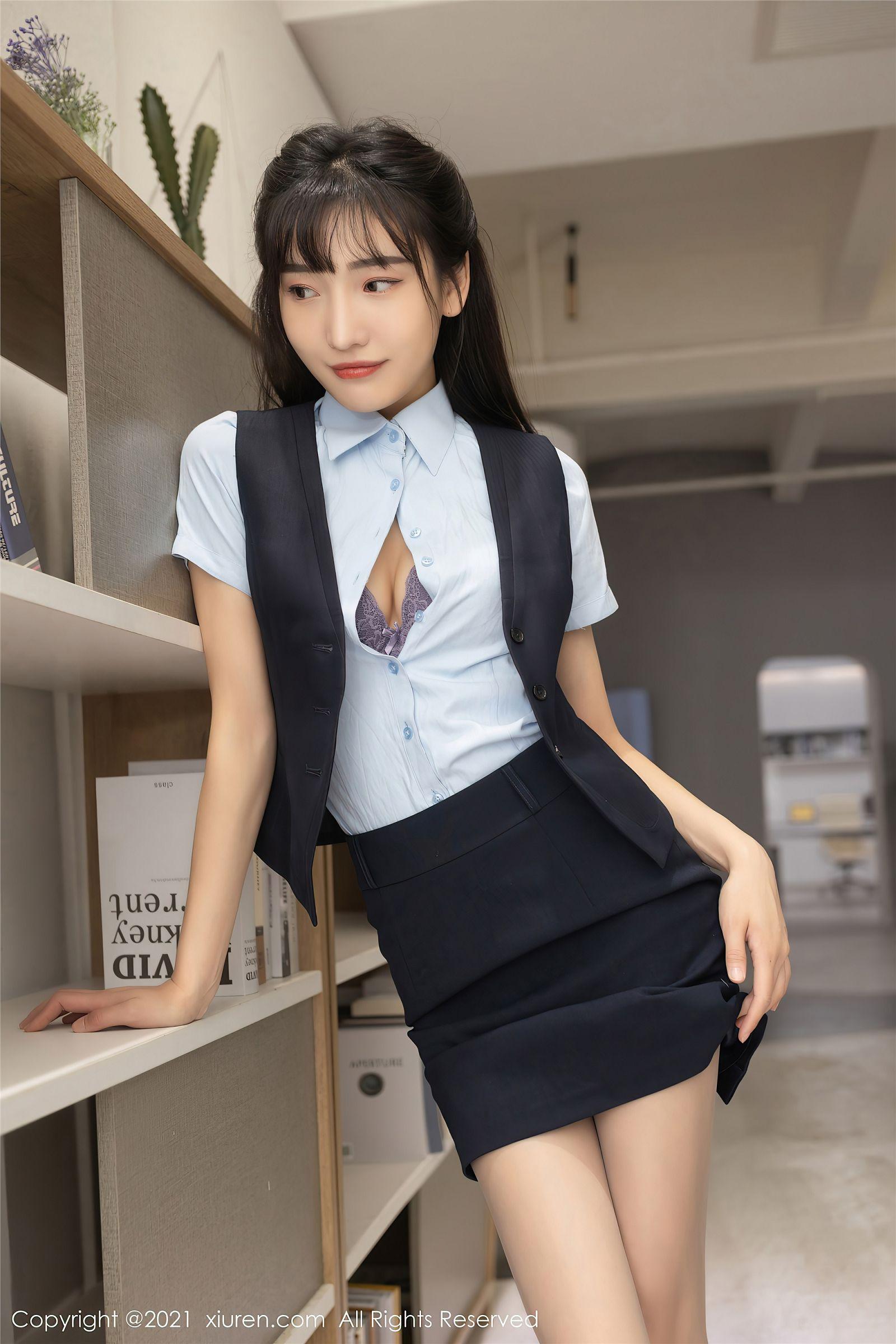 [XIUREN秀人网] 2021.03.17 NO.3215 陆萱萱_p001