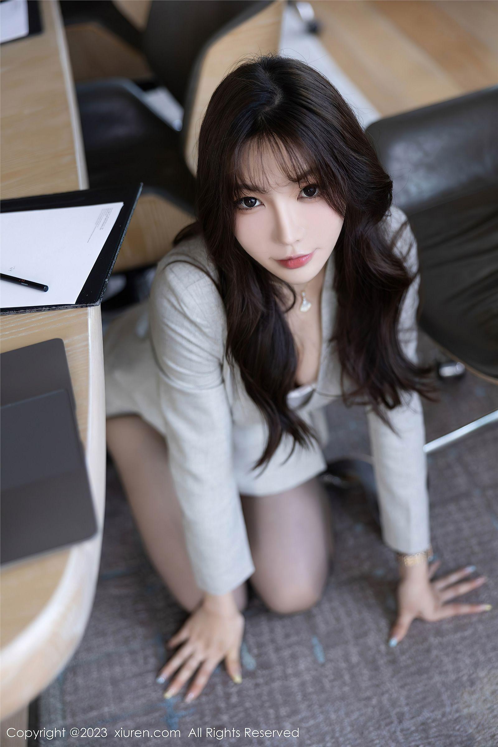 [XIUREN秀人网] 2023.10.27 NO.7577 徐莉芝Booty_p042