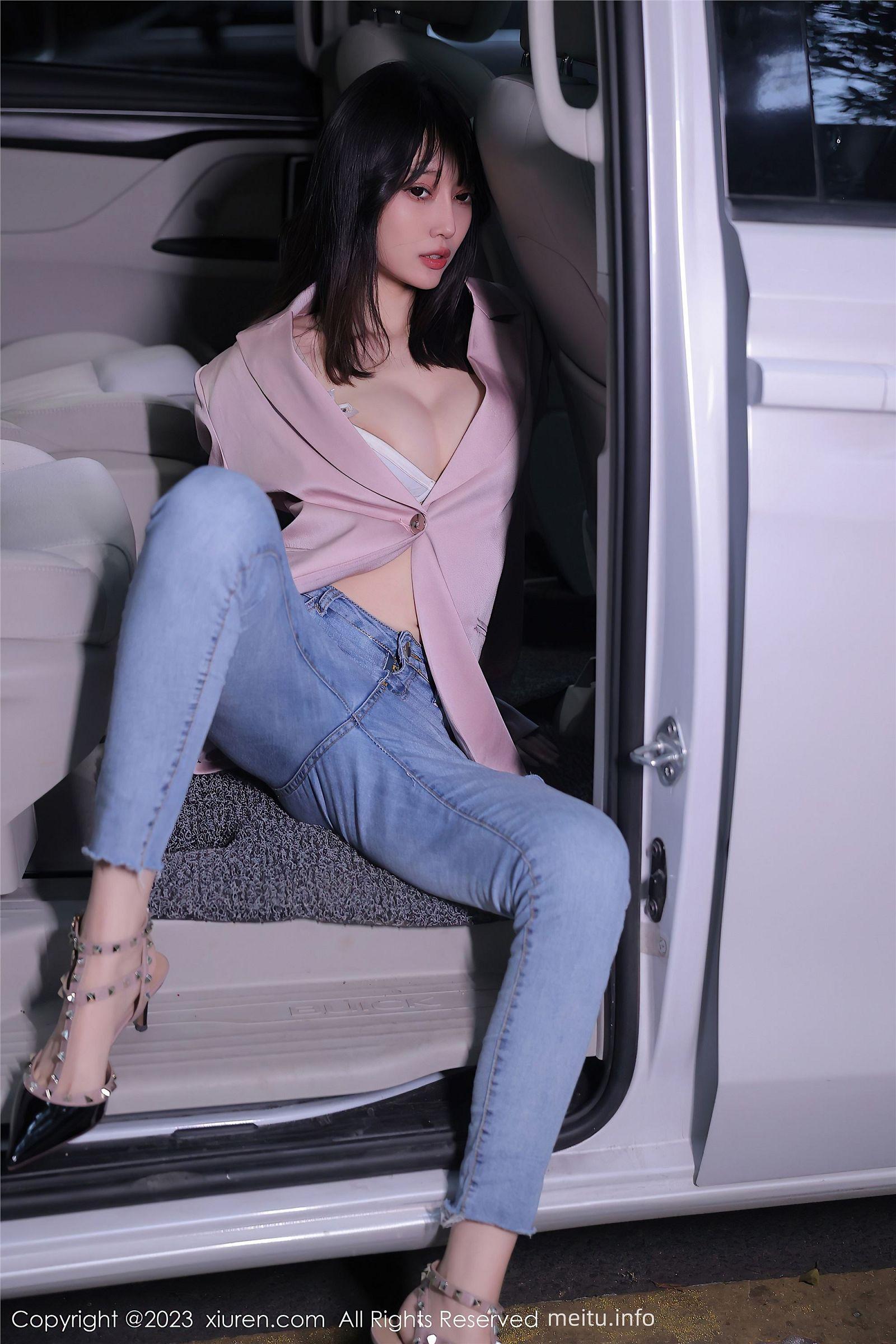 [XIUREN秀人网] 2023.03.03 NO.6355 玥儿玥er 万宁旅拍_p002
