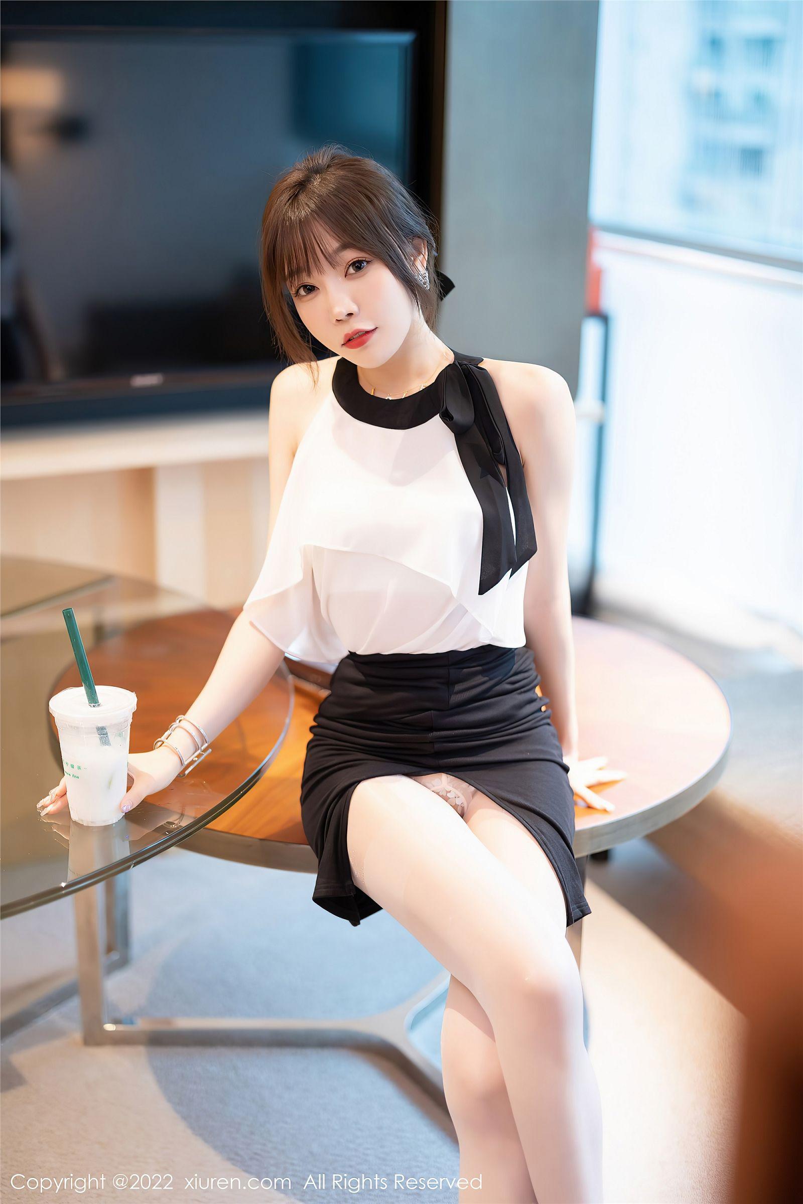 [XIUREN秀人网] 2022.08.26 NO.5500 徐莉芝Booty_p002
