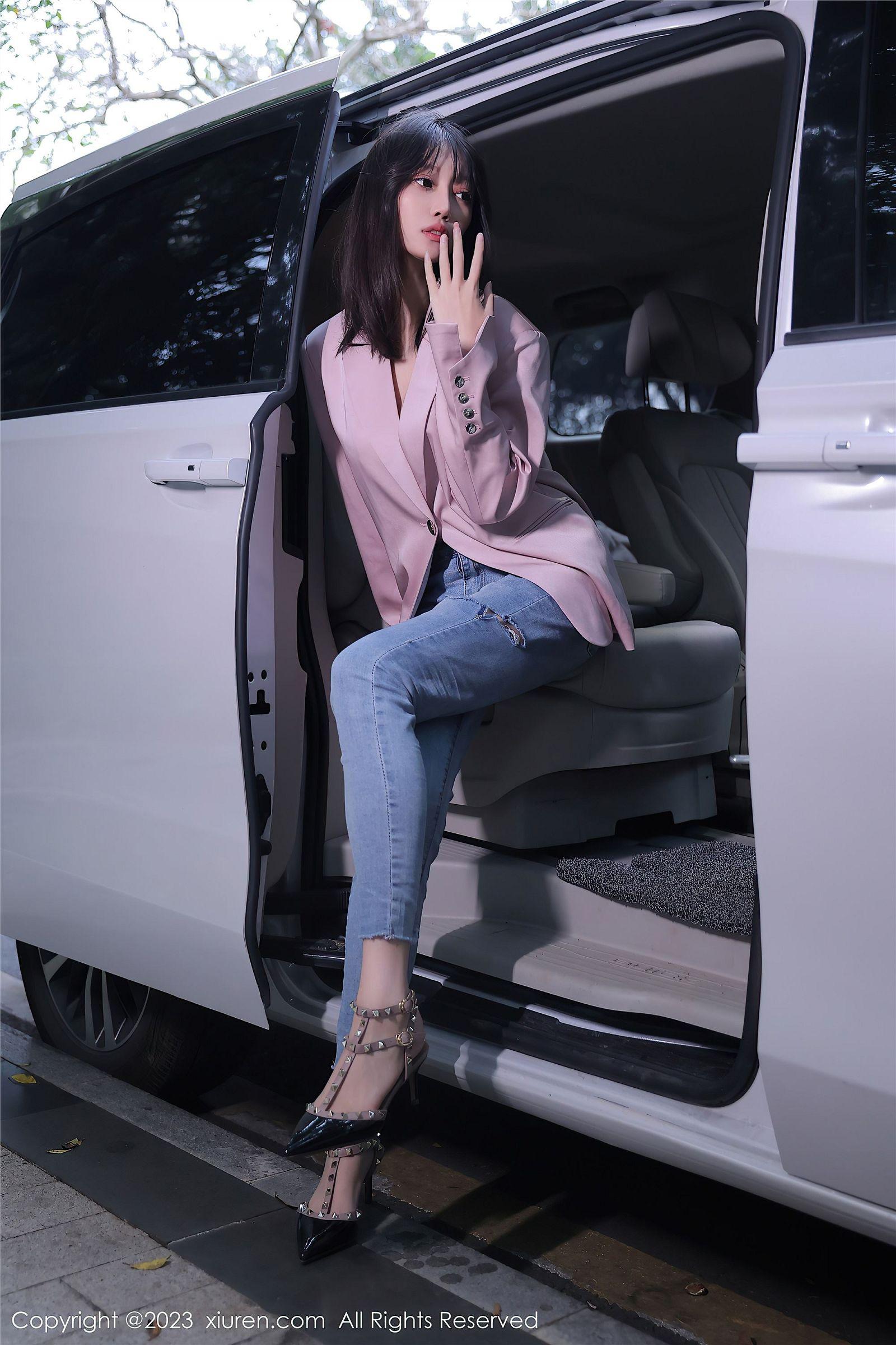 [XIUREN秀人网] 2023.03.03 NO.6355 玥儿玥er 万宁旅拍_p051
