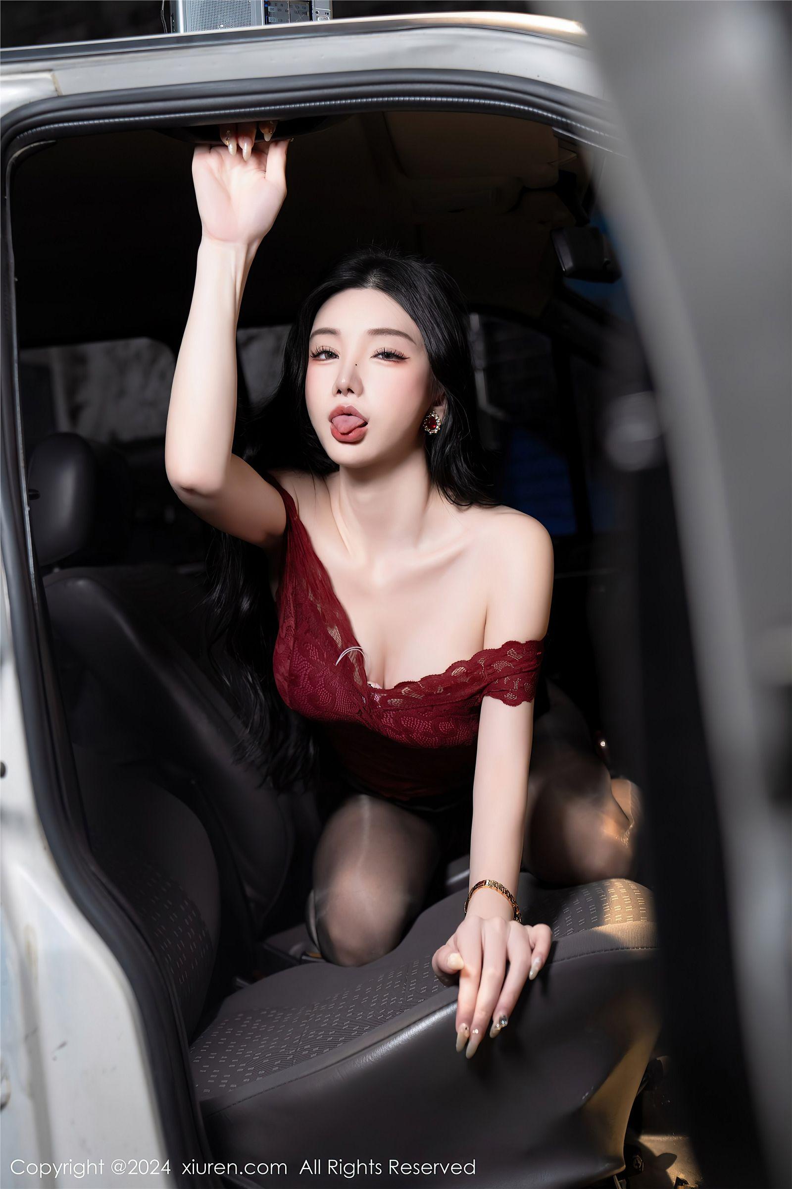 [XIUREN秀人网] 2024.01.19 NO.7993 周于希Sally_p057