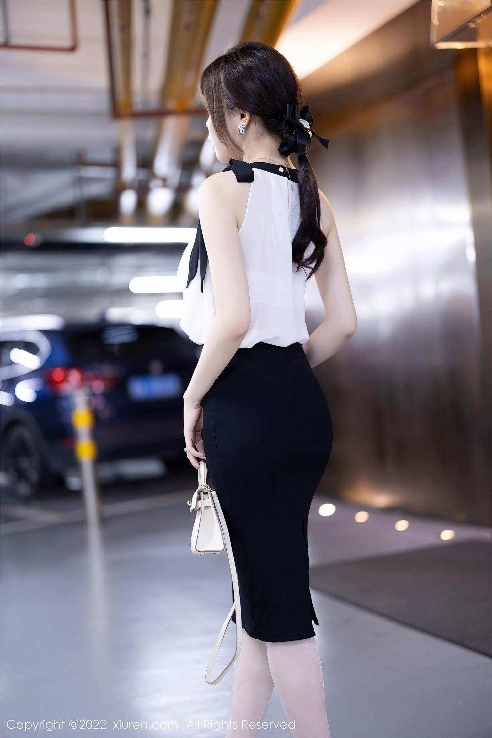 [XIUREN秀人网] 2022.08.26 NO.5500 徐莉芝Booty_p004