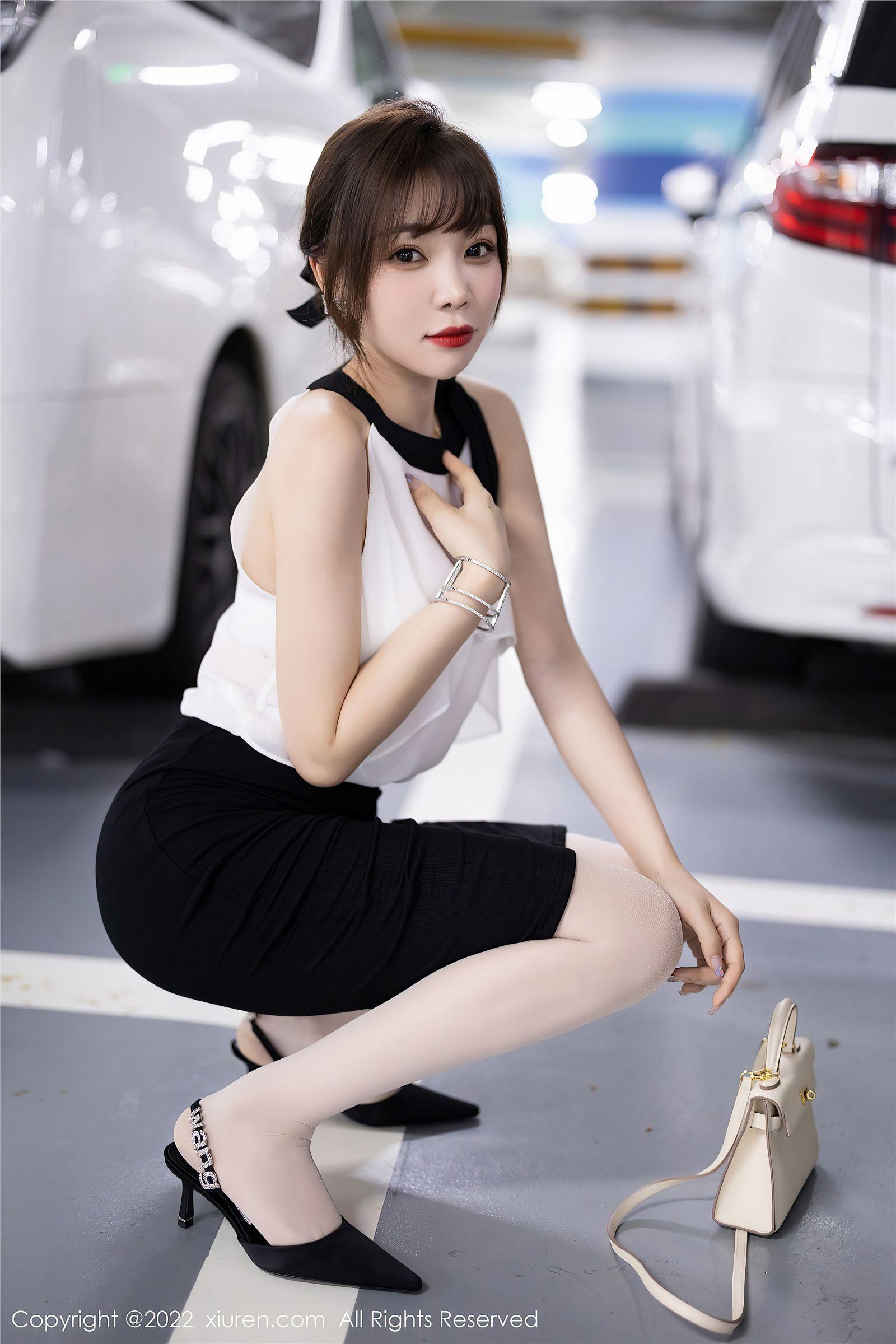 [XIUREN秀人网] 2022.08.26 NO.5500 徐莉芝Booty_p052