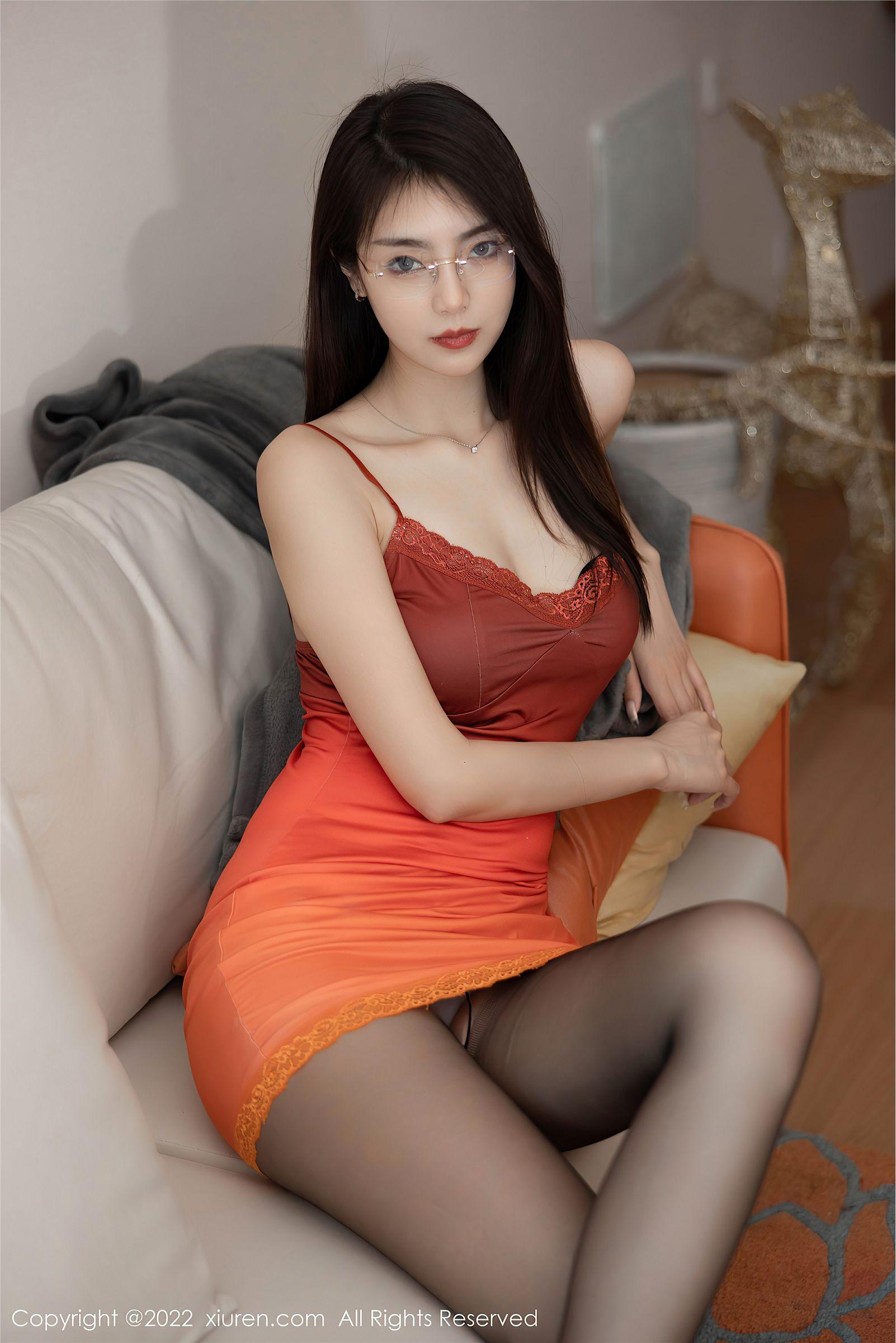 [XIUREN秀人网] 2022.08.03 NO.5378 可樂Vicky_p035