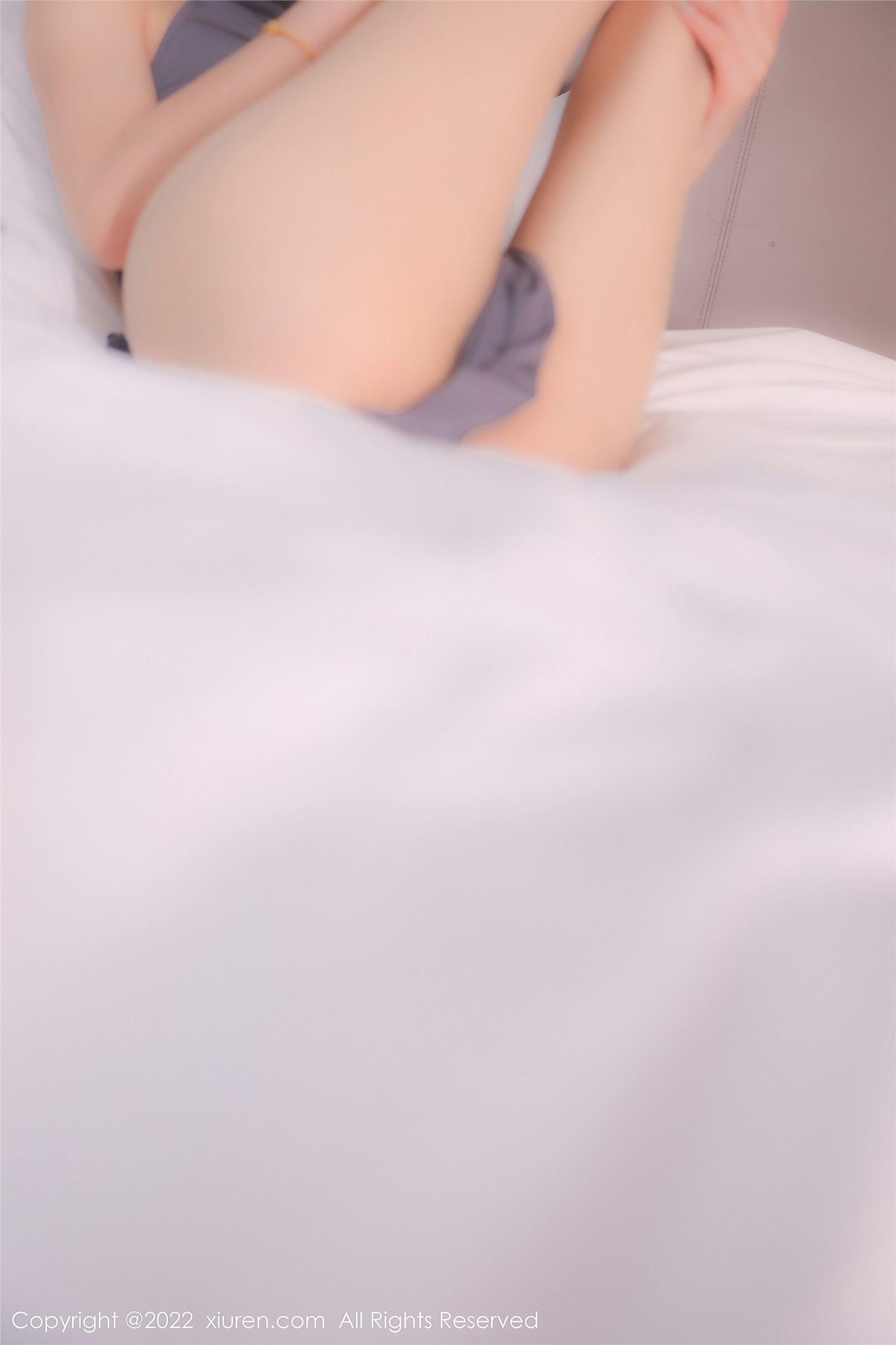 [XIUREN秀人网] 2022.08.24 NO.5482 77qiqi_p046