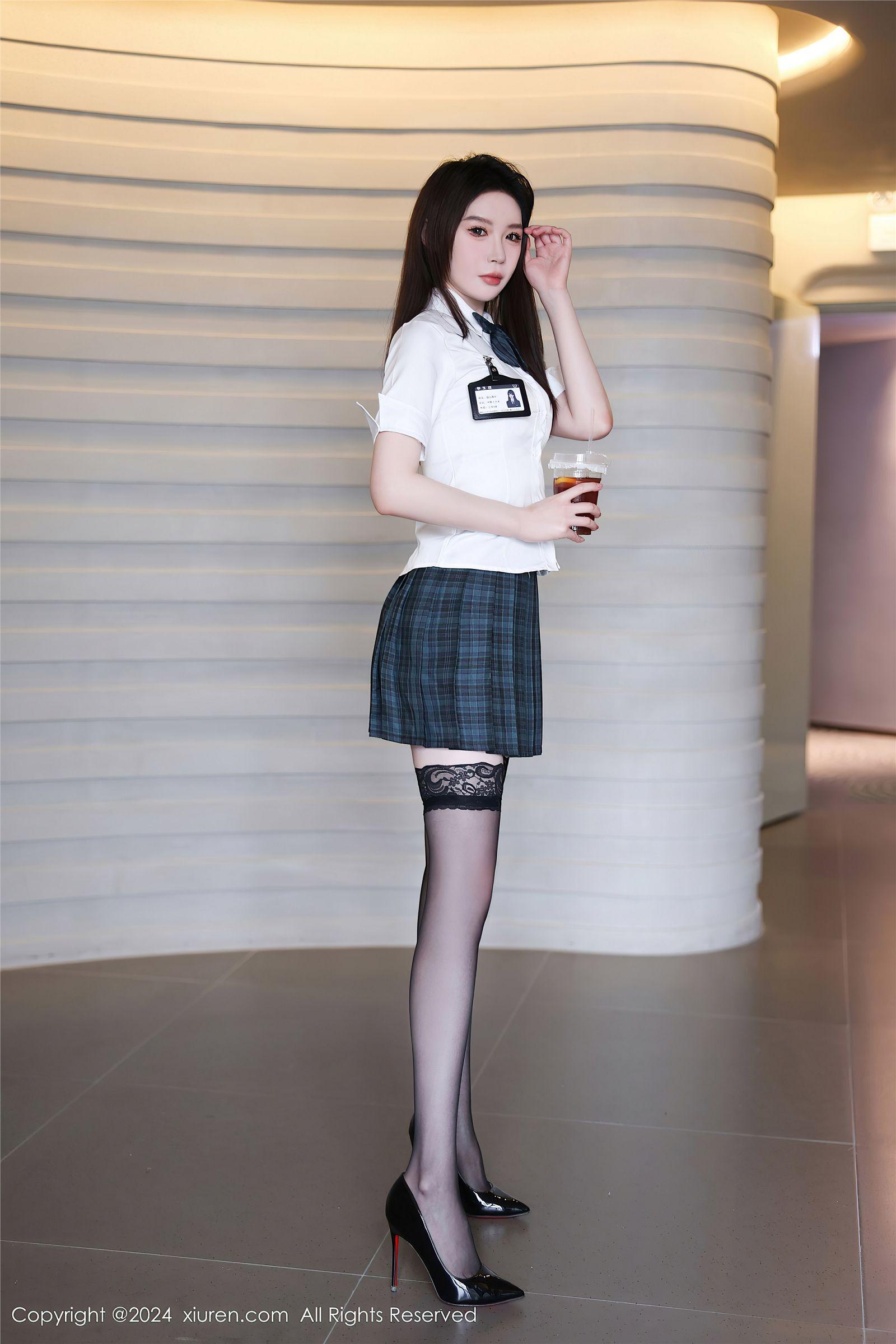 [XIUREN秀人网] 2024.08.27 NO.9074 梦心玥_p001