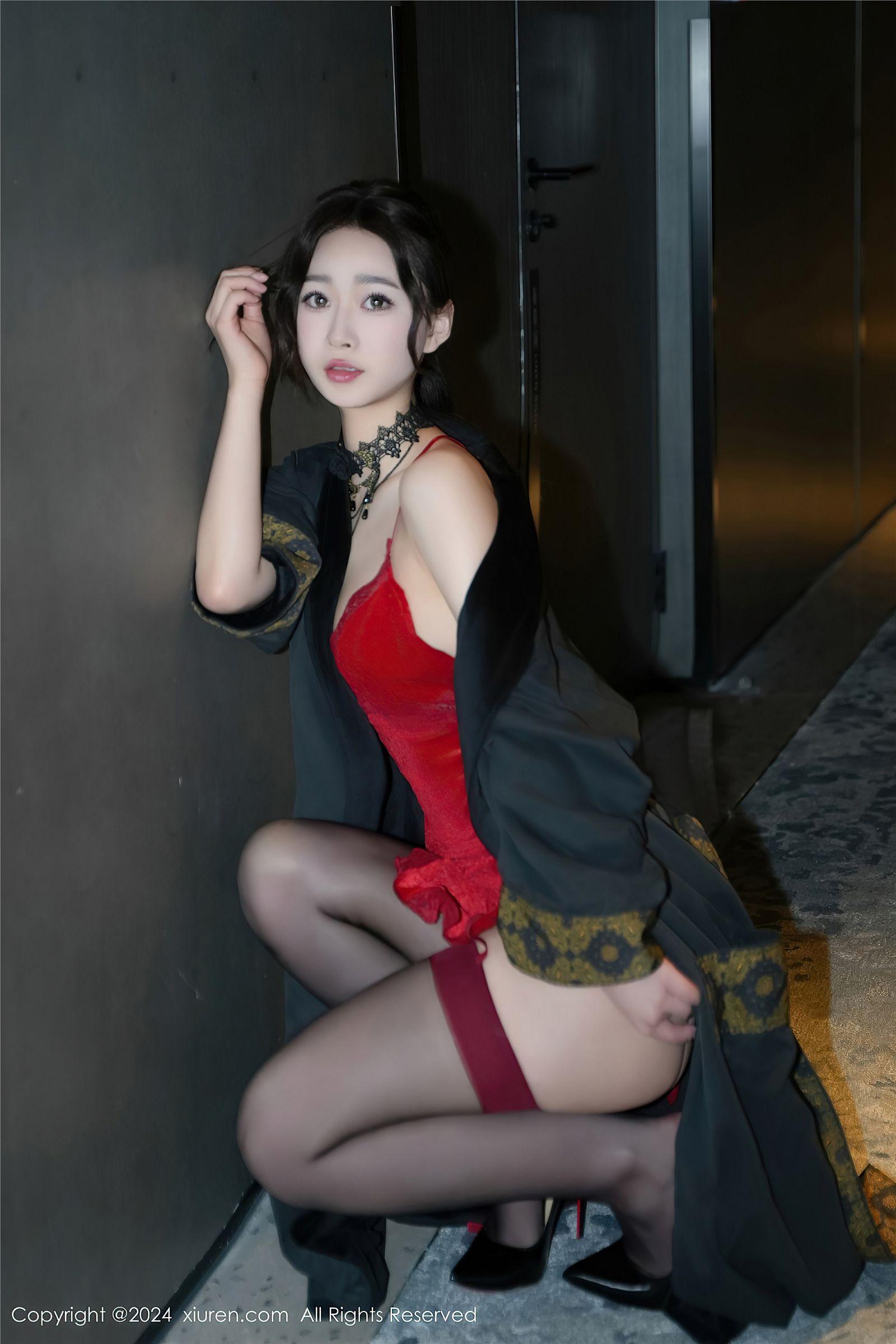 [XIUREN秀人网] 2024.05.16 NO.8547 软糖爱喝奶_p002