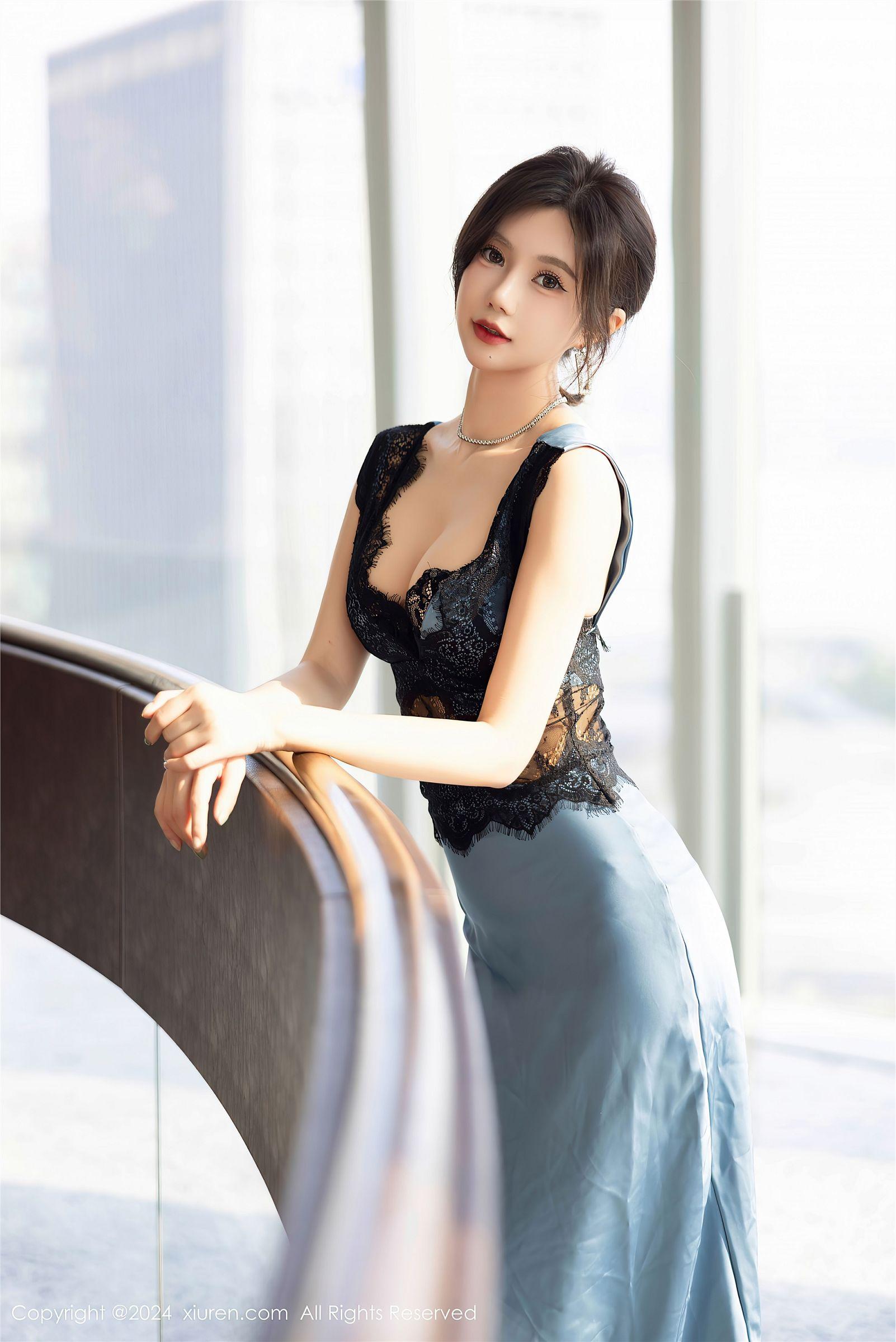 [XIUREN秀人网] 2024.10.18 NO.9310 绮里嘉ula_p012