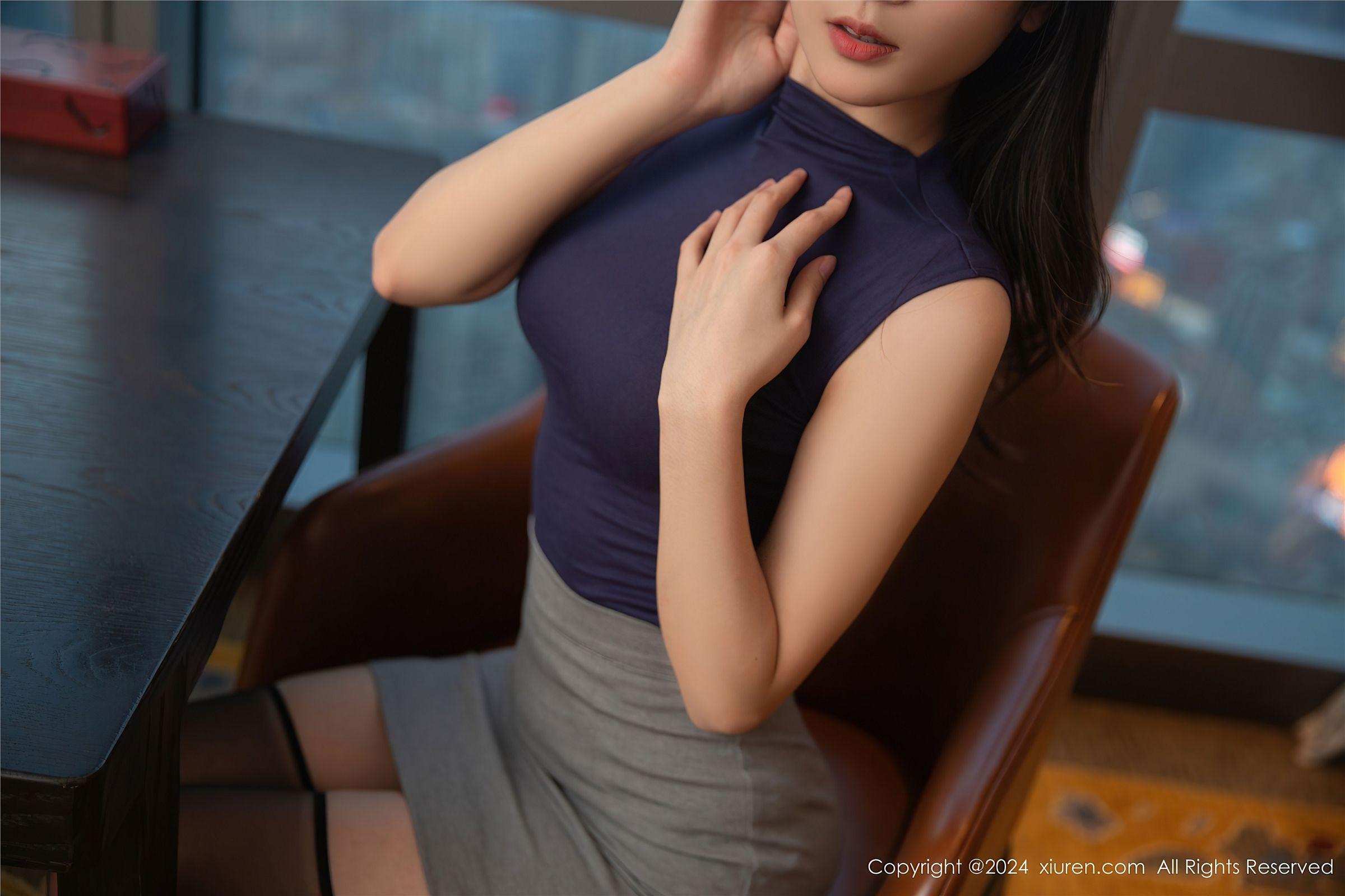 [XIUREN秀人网] 2024.10.31 NO.9372 刘婷婷_p005