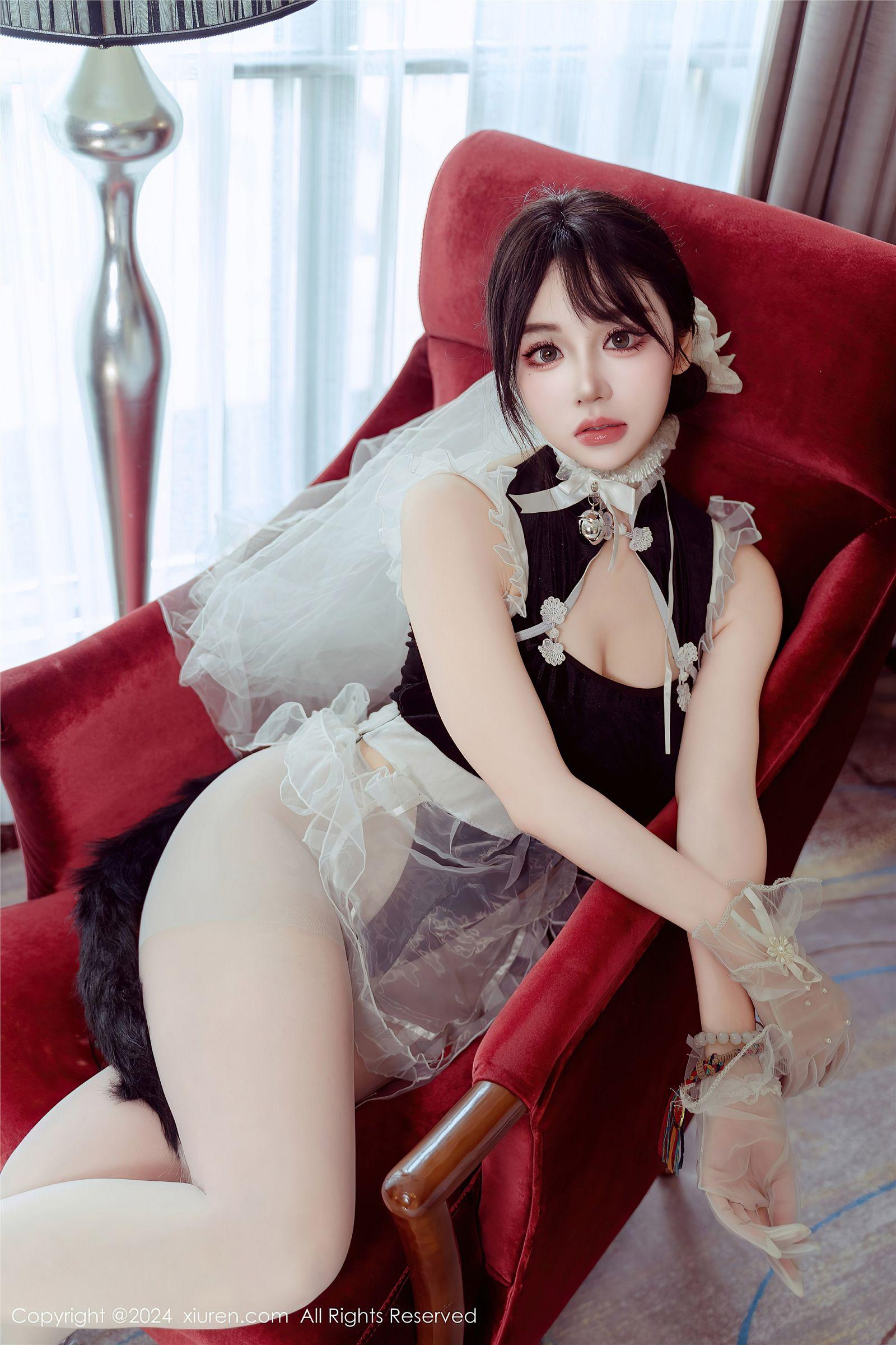 [XIUREN秀人网] 2024.09.24 NO.9197 汐汐爱吃草莓_p023