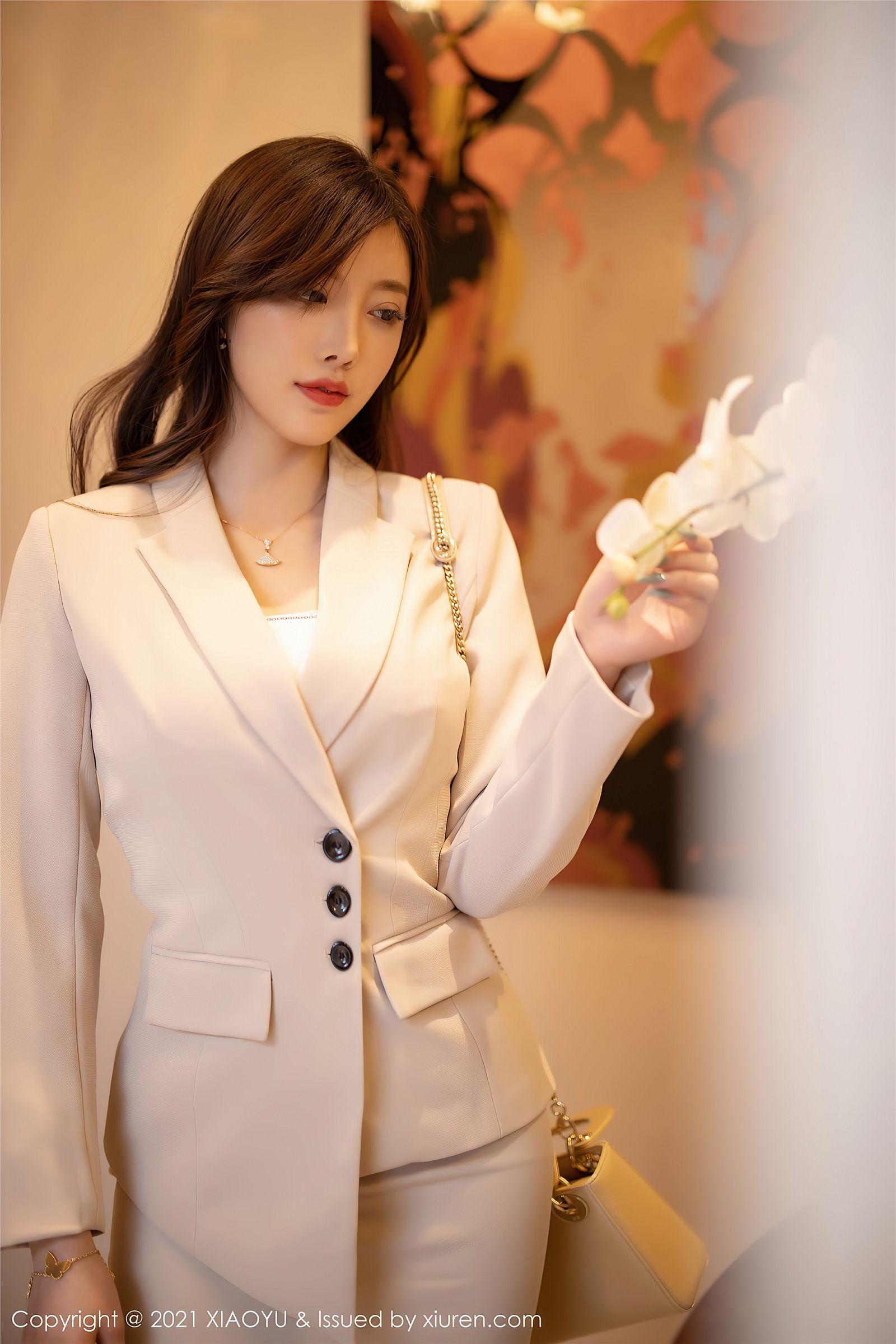[XIAOYU画语界] 2021.02.26 NO.477 杨晨晨sugar 轻熟 丝袜_p016