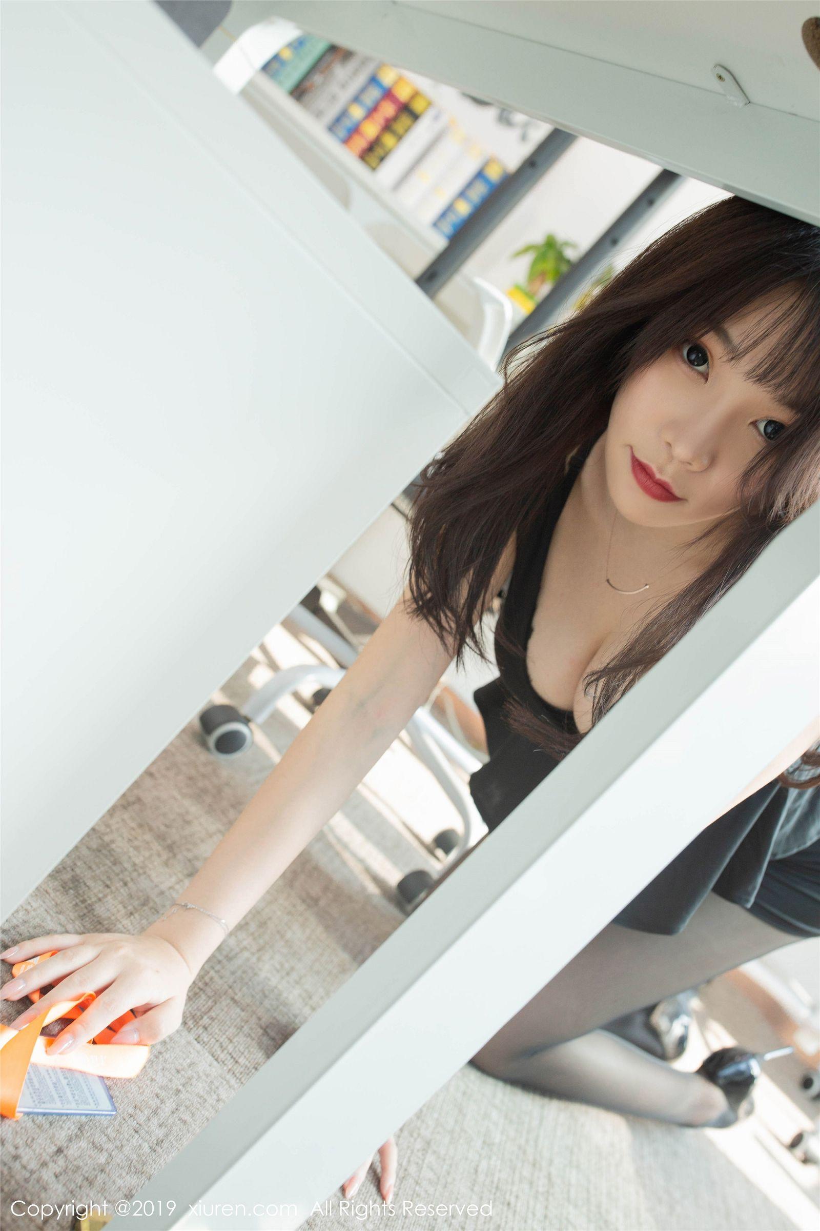 [XIUREN秀人网] 2019.10.29 NO.1757 芝芝Booty_p019