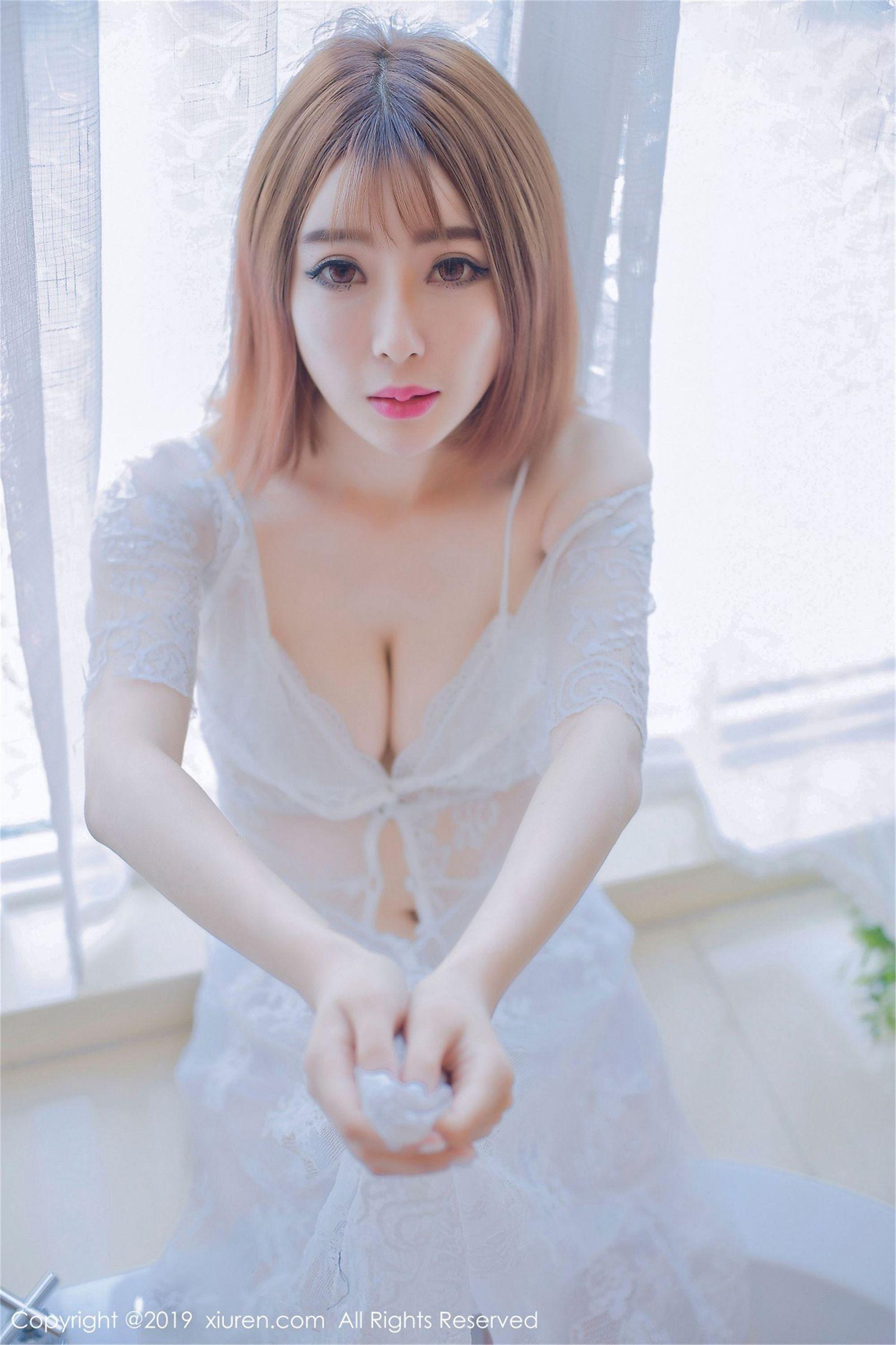 [XIUREN秀人网] 2019.04.19 NO.1406 凌萍儿_p004