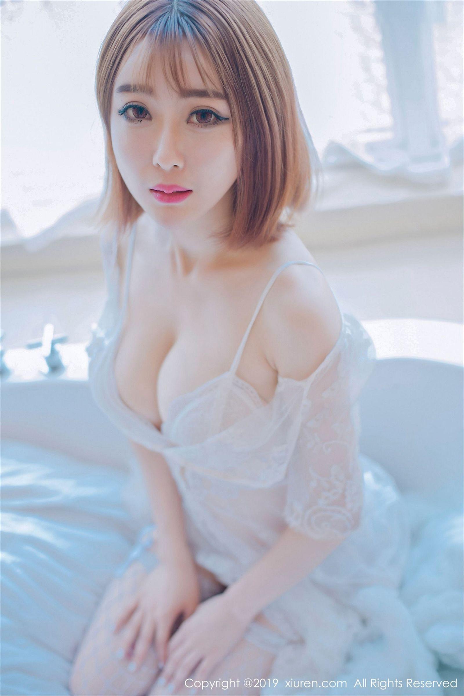 [XIUREN秀人网] 2019.04.19 NO.1406 凌萍儿_p010