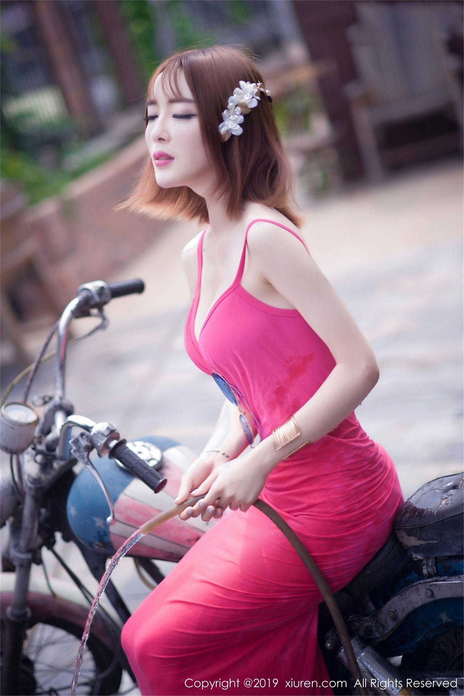 [XIUREN秀人网] 2019.04.19 NO.1406 凌萍儿_p028