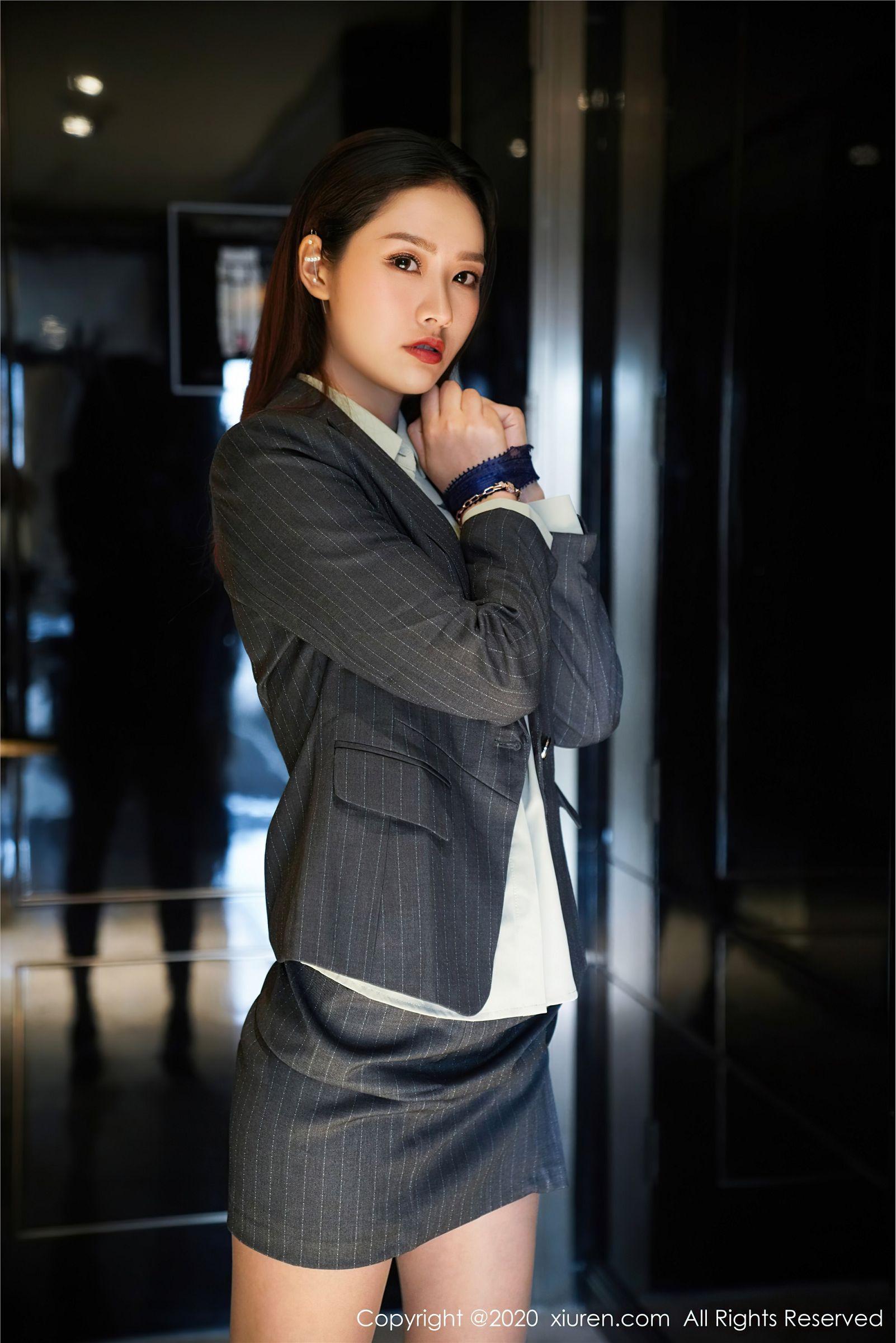 [XIUREN秀人网] 2020.09.21 NO.2579 方子萱_p050