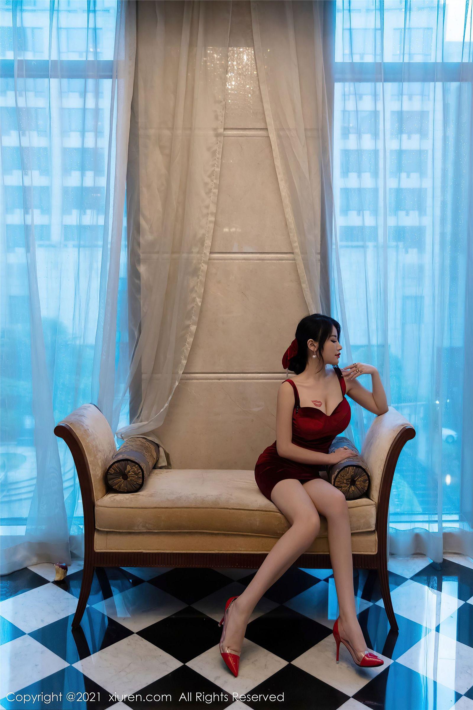 [XIUREN秀人网] 2021.07.19 NO.3681 美七Mia_p054