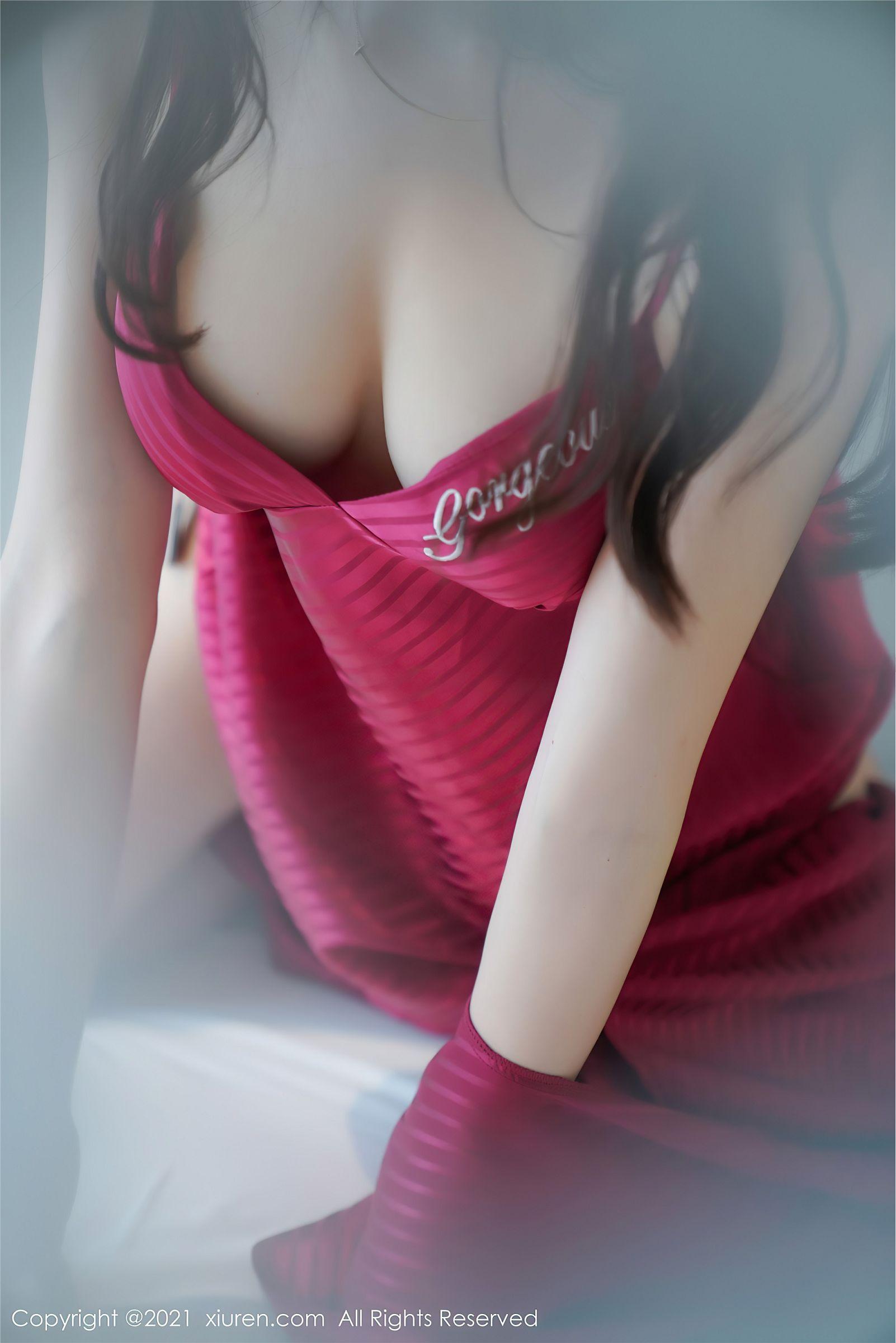 [XIUREN秀人网] 2021.02.19 NO.3110 芝芝Booty_p025